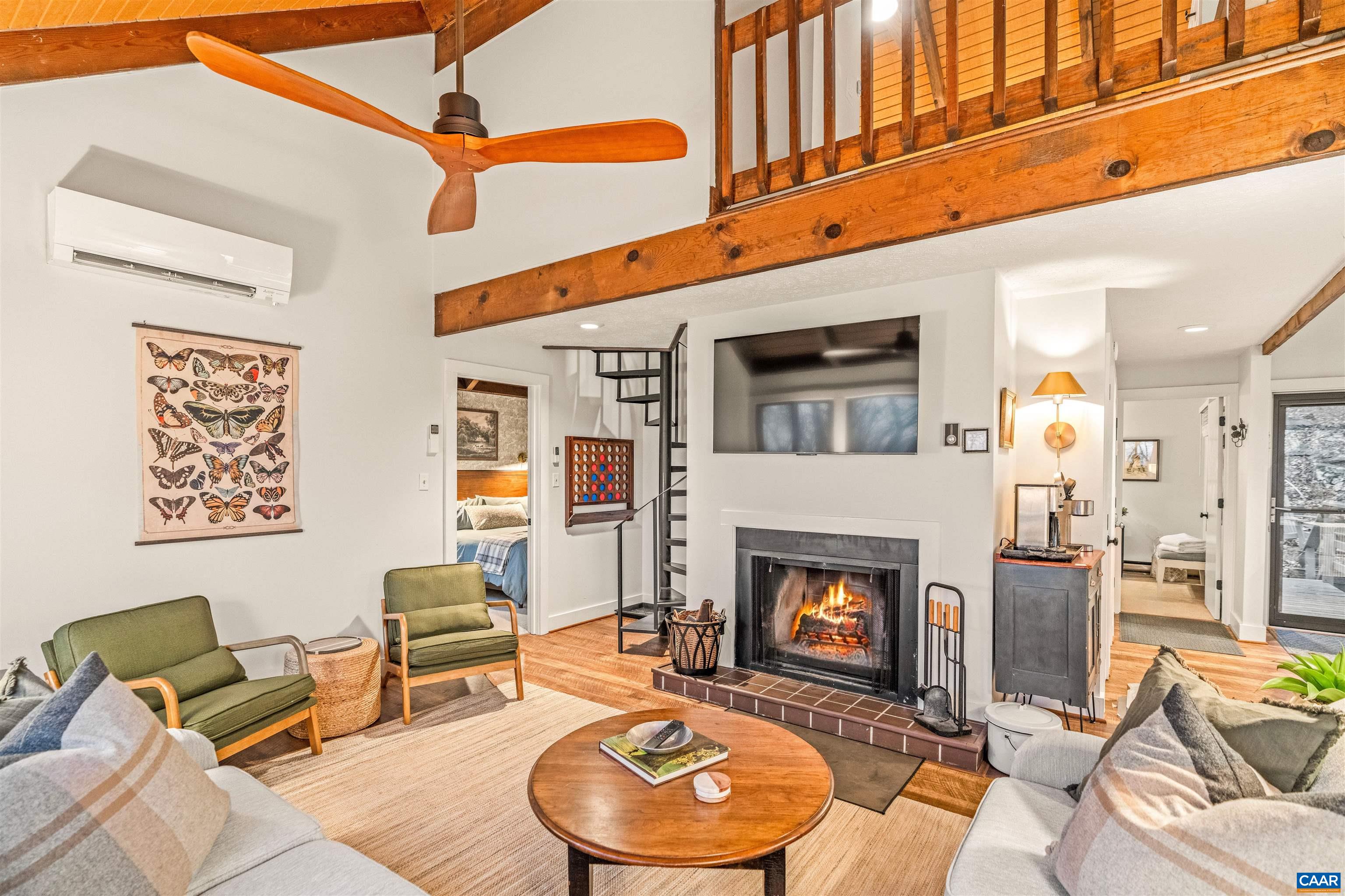 18 SQUIRREL TREE LN, WINTERGREEN RESORT, Virginia 22967, 3 Bedrooms Bedrooms, ,2 BathroomsBathrooms,Residential,18 SQUIRREL TREE LN,679019 MLS # 679019