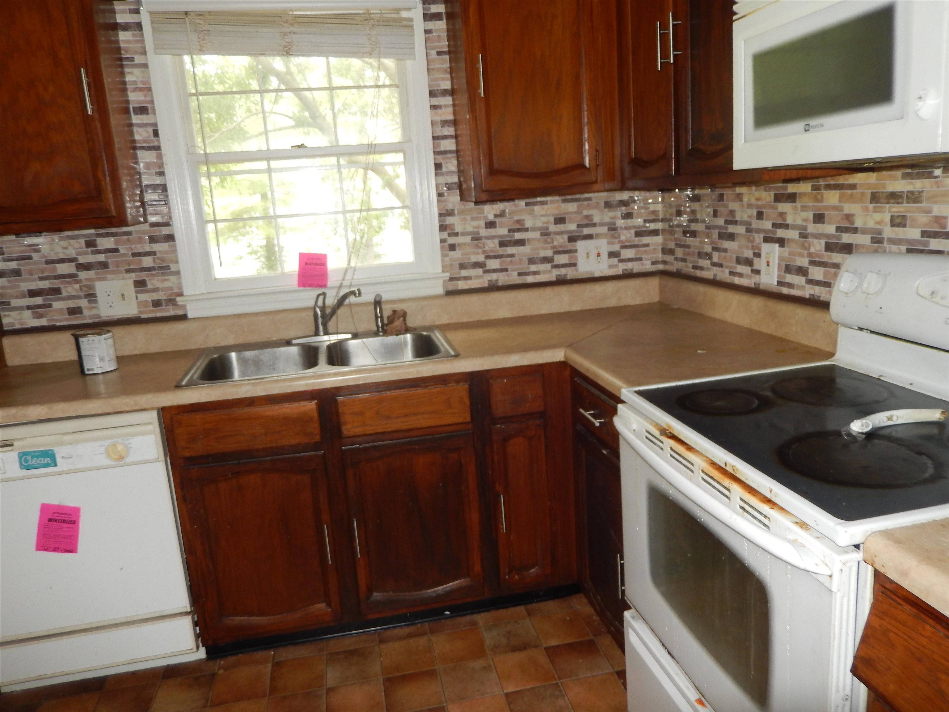 1036 MEADOWLARK DR, HARRISONBURG, Virginia 22802, 3 Bedrooms Bedrooms, ,2 BathroomsBathrooms,Residential,VRM 223661,1036 MEADOWLARK DR,679122 MLS # 679122