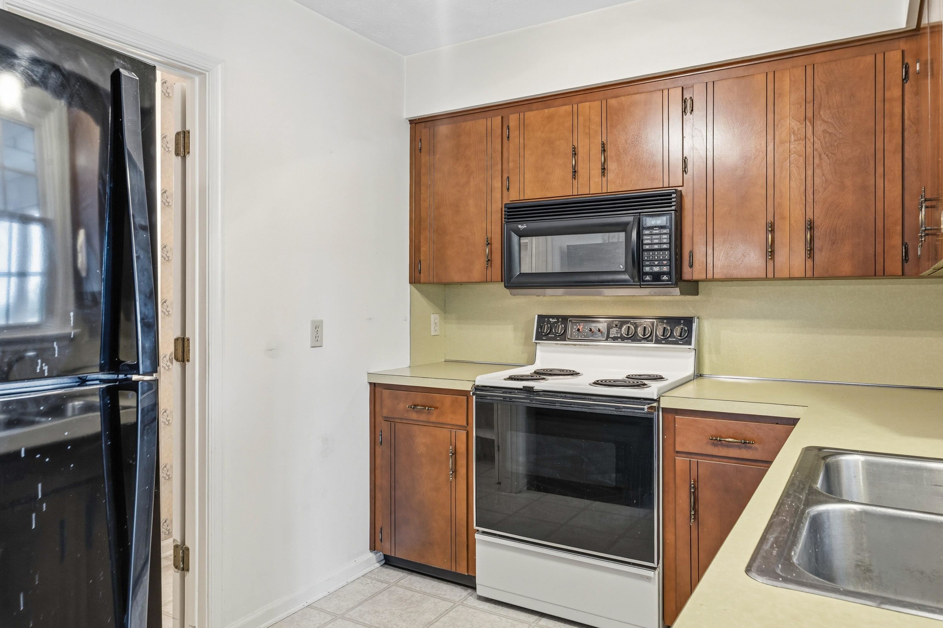 1055 MEADOWLARK DR, HARRISONBURG, Virginia 22802, 2 Bedrooms Bedrooms, ,1 BathroomBathrooms,Residential,1055 MEADOWLARK DR,679123 MLS # 679123 1055 MEADOWLARK DR, HARRISONBURG, Virginia 22802, 2 Bedrooms Bedrooms, ,1 BathroomBathrooms,Residential,1055 MEADOWLARK DR,679123 MLS # 679123