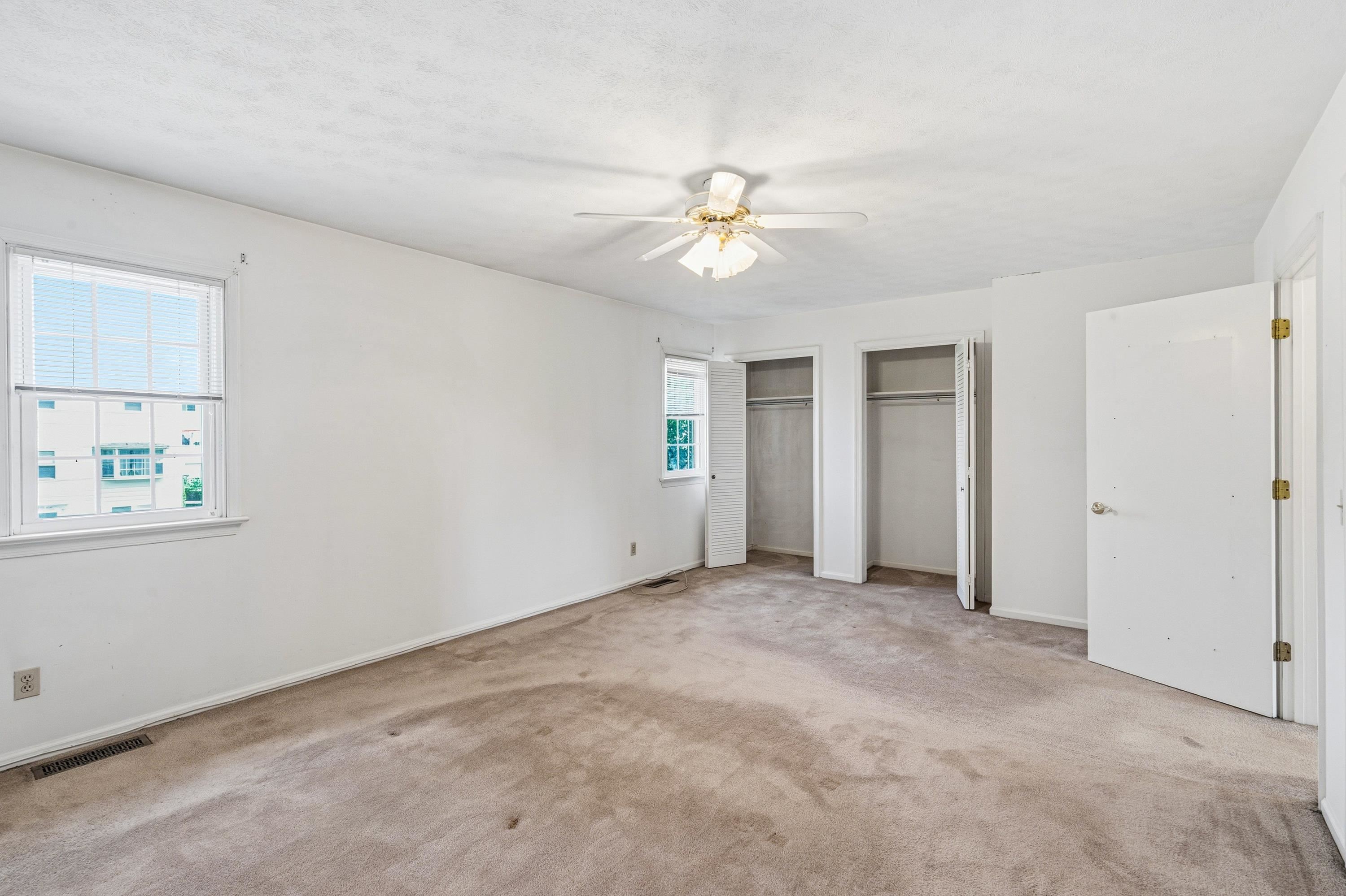 1055 MEADOWLARK DR, HARRISONBURG, Virginia 22802, 2 Bedrooms Bedrooms, ,1 BathroomBathrooms,Residential,1055 MEADOWLARK DR,679123 MLS # 679123 1055 MEADOWLARK DR, HARRISONBURG, Virginia 22802, 2 Bedrooms Bedrooms, ,1 BathroomBathrooms,Residential,1055 MEADOWLARK DR,679123 MLS # 679123