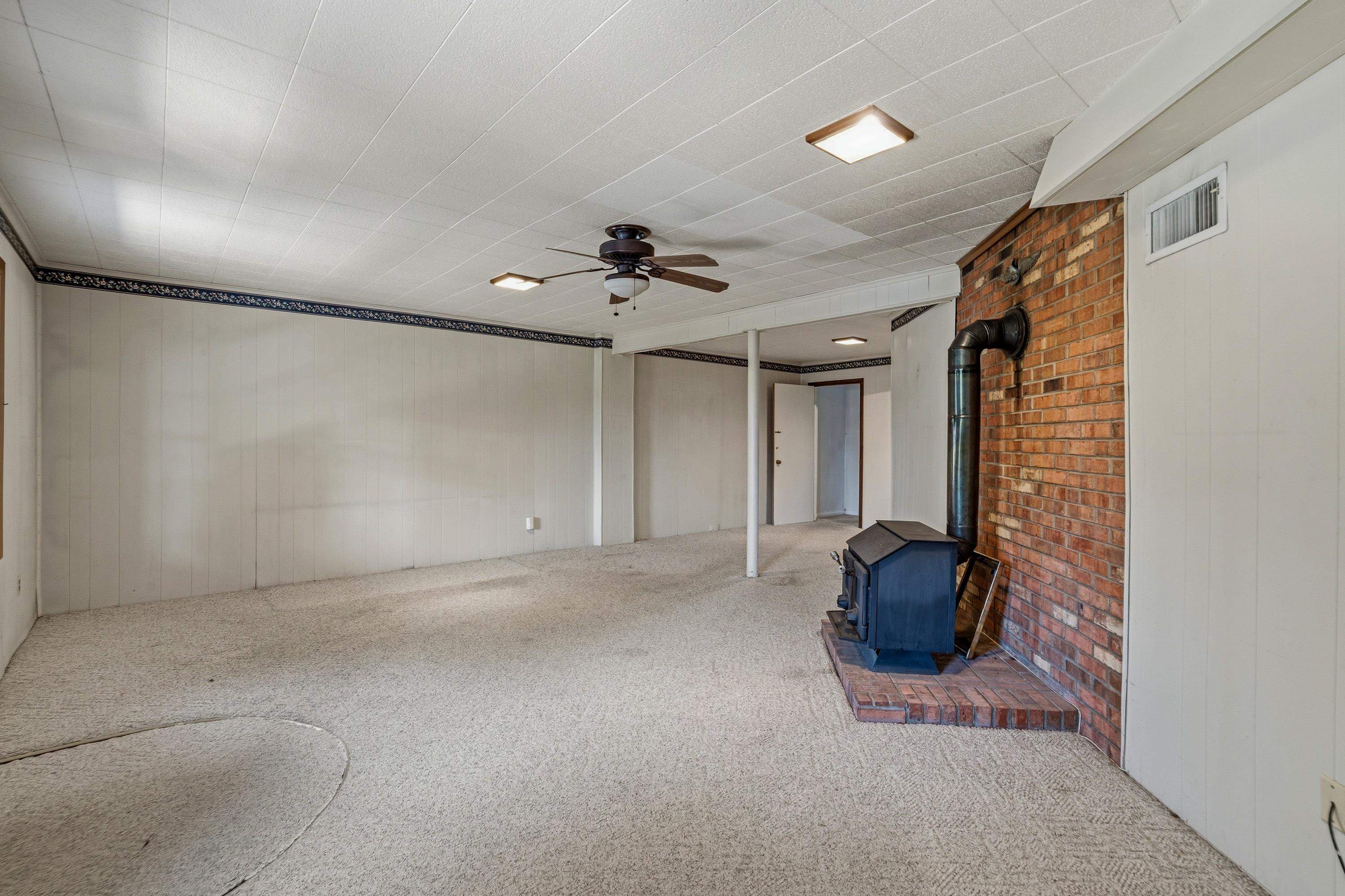 1055 MEADOWLARK DR, HARRISONBURG, Virginia 22802, 2 Bedrooms Bedrooms, ,1 BathroomBathrooms,Residential,1055 MEADOWLARK DR,679123 MLS # 679123 1055 MEADOWLARK DR, HARRISONBURG, Virginia 22802, 2 Bedrooms Bedrooms, ,1 BathroomBathrooms,Residential,1055 MEADOWLARK DR,679123 MLS # 679123