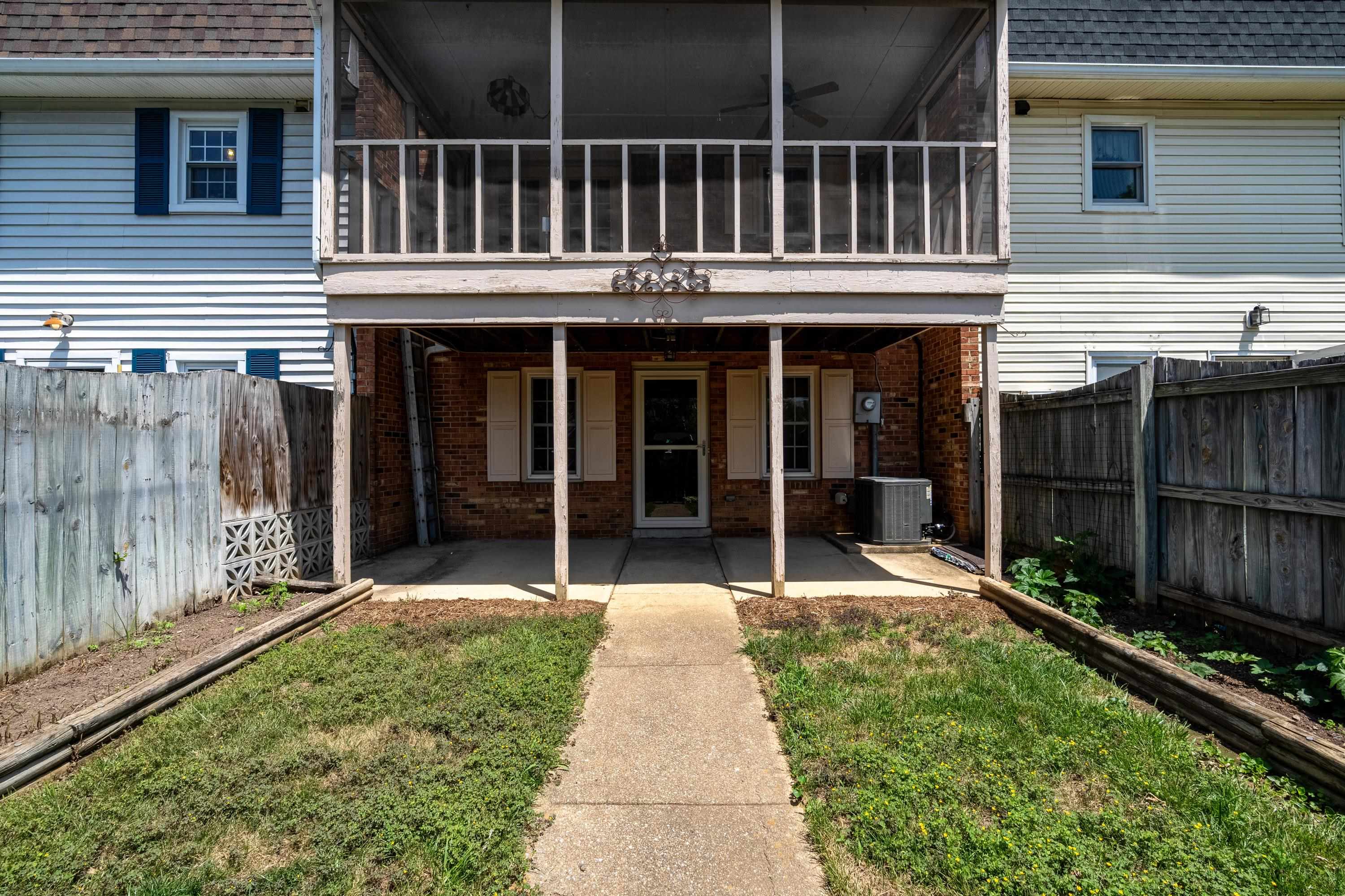 1055 MEADOWLARK DR, HARRISONBURG, Virginia 22802, 2 Bedrooms Bedrooms, ,1 BathroomBathrooms,Residential,1055 MEADOWLARK DR,679123 MLS # 679123 1055 MEADOWLARK DR, HARRISONBURG, Virginia 22802, 2 Bedrooms Bedrooms, ,1 BathroomBathrooms,Residential,1055 MEADOWLARK DR,679123 MLS # 679123