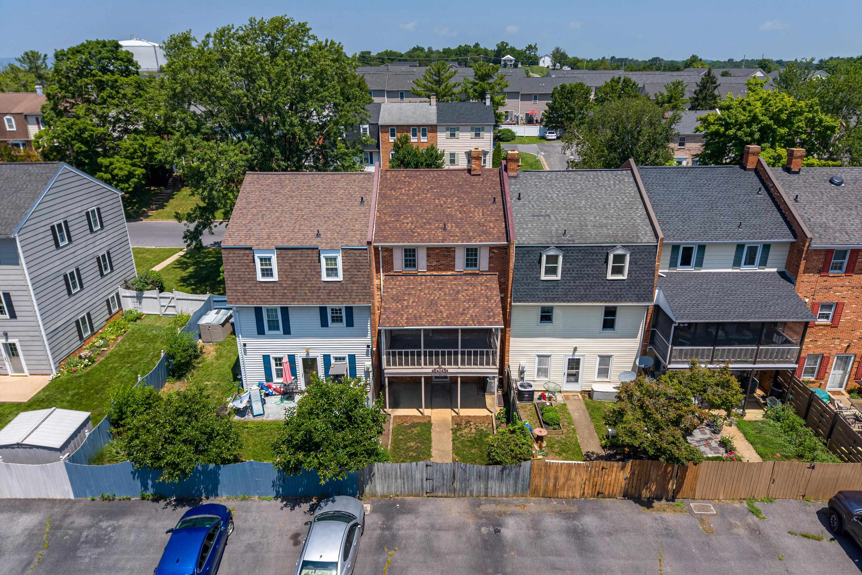 1055 MEADOWLARK DR, HARRISONBURG, Virginia 22802, 2 Bedrooms Bedrooms, ,1 BathroomBathrooms,Residential,1055 MEADOWLARK DR,679123 MLS # 679123 1055 MEADOWLARK DR, HARRISONBURG, Virginia 22802, 2 Bedrooms Bedrooms, ,1 BathroomBathrooms,Residential,1055 MEADOWLARK DR,679123 MLS # 679123