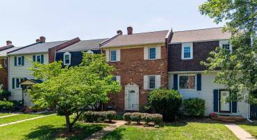 1055 MEADOWLARK DR, HARRISONBURG, Virginia 22802, 2 Bedrooms Bedrooms, ,1 BathroomBathrooms,Residential,1055 MEADOWLARK DR,679123 MLS # 679123
