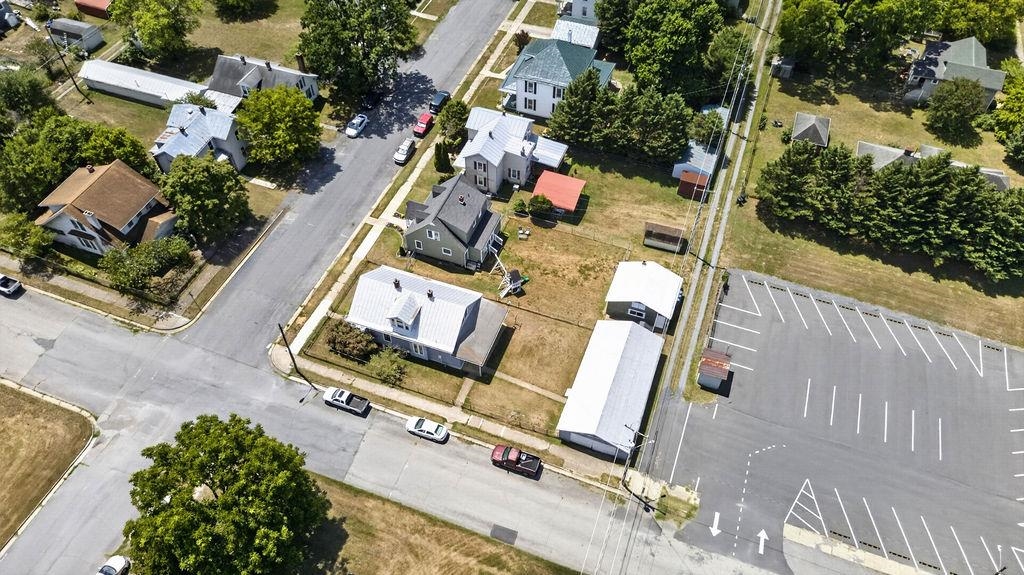 1965 CHESTNUT AVE, BUENA VISTA, Virginia 24416, 3 Bedrooms Bedrooms, ,2 BathroomsBathrooms,Residential,1965 CHESTNUT AVE,679124 MLS # 679124 1965 CHESTNUT AVE, BUENA VISTA, Virginia 24416, 3 Bedrooms Bedrooms, ,2 BathroomsBathrooms,Residential,1965 CHESTNUT AVE,679124 MLS # 679124