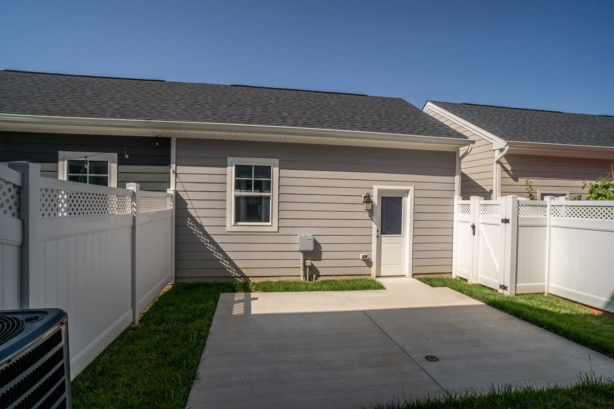 3262 CHARLESTON BLVD, ROCKINGHAM, Virginia 22801, 3 Bedrooms Bedrooms, ,2 BathroomsBathrooms,Residential,3262 Charleston Blvd. Rockingham, VA 22801,3262 CHARLESTON BLVD,679125 MLS # 679125 3262 CHARLESTON BLVD, ROCKINGHAM, Virginia 22801, 3 Bedrooms Bedrooms, ,2 BathroomsBathrooms,Residential,3262 Charleston Blvd. Rockingham, VA 22801,3262 CHARLESTON BLVD,679125 MLS # 679125