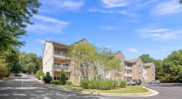 1410 N COALTER ST, STAUNTON, Virginia 24401, 2 Bedrooms Bedrooms, ,2 BathroomsBathrooms,Residential,1410 N COALTER ST,679127 MLS # 679127