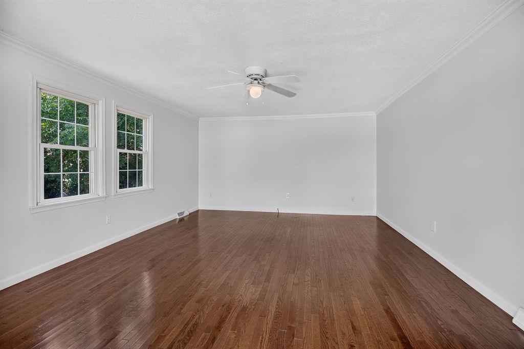 303 GRUBERT AVE, STAUNTON, Virginia 24401, 3 Bedrooms Bedrooms, ,1 BathroomBathrooms,Residential,303 GRUBERT AVE,679129 MLS # 679129 303 GRUBERT AVE, STAUNTON, Virginia 24401, 3 Bedrooms Bedrooms, ,1 BathroomBathrooms,Residential,303 GRUBERT AVE,679129 MLS # 679129