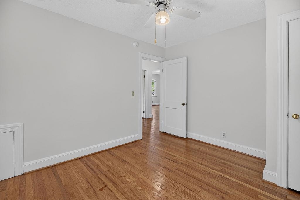 303 GRUBERT AVE, STAUNTON, Virginia 24401, 3 Bedrooms Bedrooms, ,1 BathroomBathrooms,Residential,303 GRUBERT AVE,679129 MLS # 679129 303 GRUBERT AVE, STAUNTON, Virginia 24401, 3 Bedrooms Bedrooms, ,1 BathroomBathrooms,Residential,303 GRUBERT AVE,679129 MLS # 679129