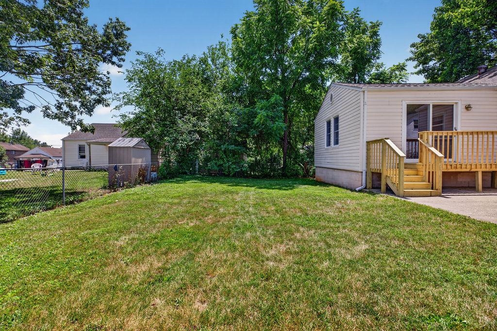 303 GRUBERT AVE, STAUNTON, Virginia 24401, 3 Bedrooms Bedrooms, ,1 BathroomBathrooms,Residential,303 GRUBERT AVE,679129 MLS # 679129 303 GRUBERT AVE, STAUNTON, Virginia 24401, 3 Bedrooms Bedrooms, ,1 BathroomBathrooms,Residential,303 GRUBERT AVE,679129 MLS # 679129
