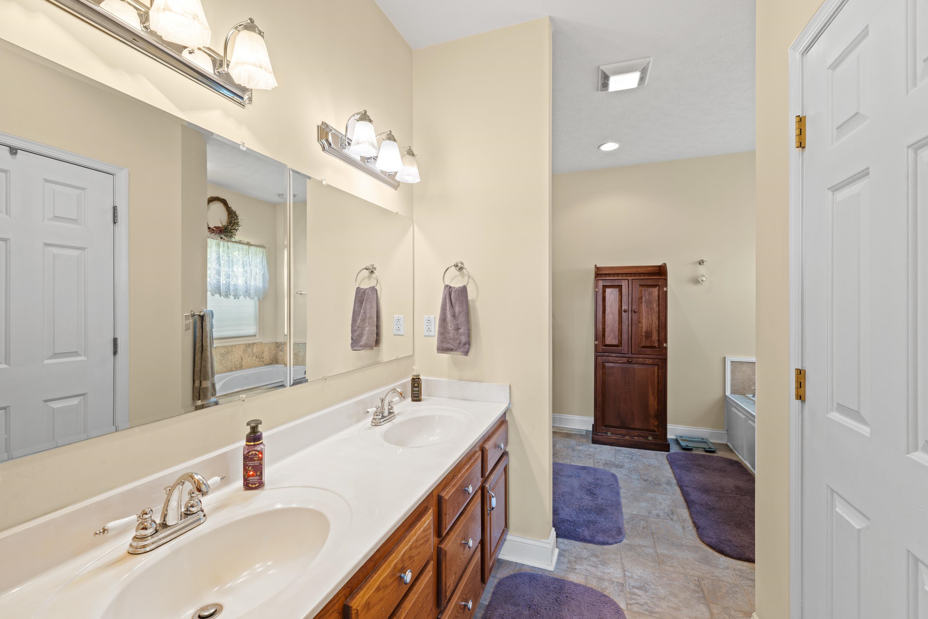287 KENSINGTON DR, FISHERSVILLE, Virginia 22939, 4 Bedrooms Bedrooms, ,3 BathroomsBathrooms,Residential,SPELLANE,287 KENSINGTON DR,679130 MLS # 679130 287 KENSINGTON DR, FISHERSVILLE, Virginia 22939, 4 Bedrooms Bedrooms, ,3 BathroomsBathrooms,Residential,SPELLANE,287 KENSINGTON DR,679130 MLS # 679130