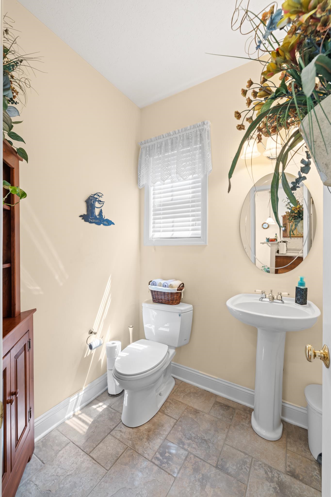 287 KENSINGTON DR, FISHERSVILLE, Virginia 22939, 4 Bedrooms Bedrooms, ,3 BathroomsBathrooms,Residential,SPELLANE,287 KENSINGTON DR,679130 MLS # 679130 287 KENSINGTON DR, FISHERSVILLE, Virginia 22939, 4 Bedrooms Bedrooms, ,3 BathroomsBathrooms,Residential,SPELLANE,287 KENSINGTON DR,679130 MLS # 679130