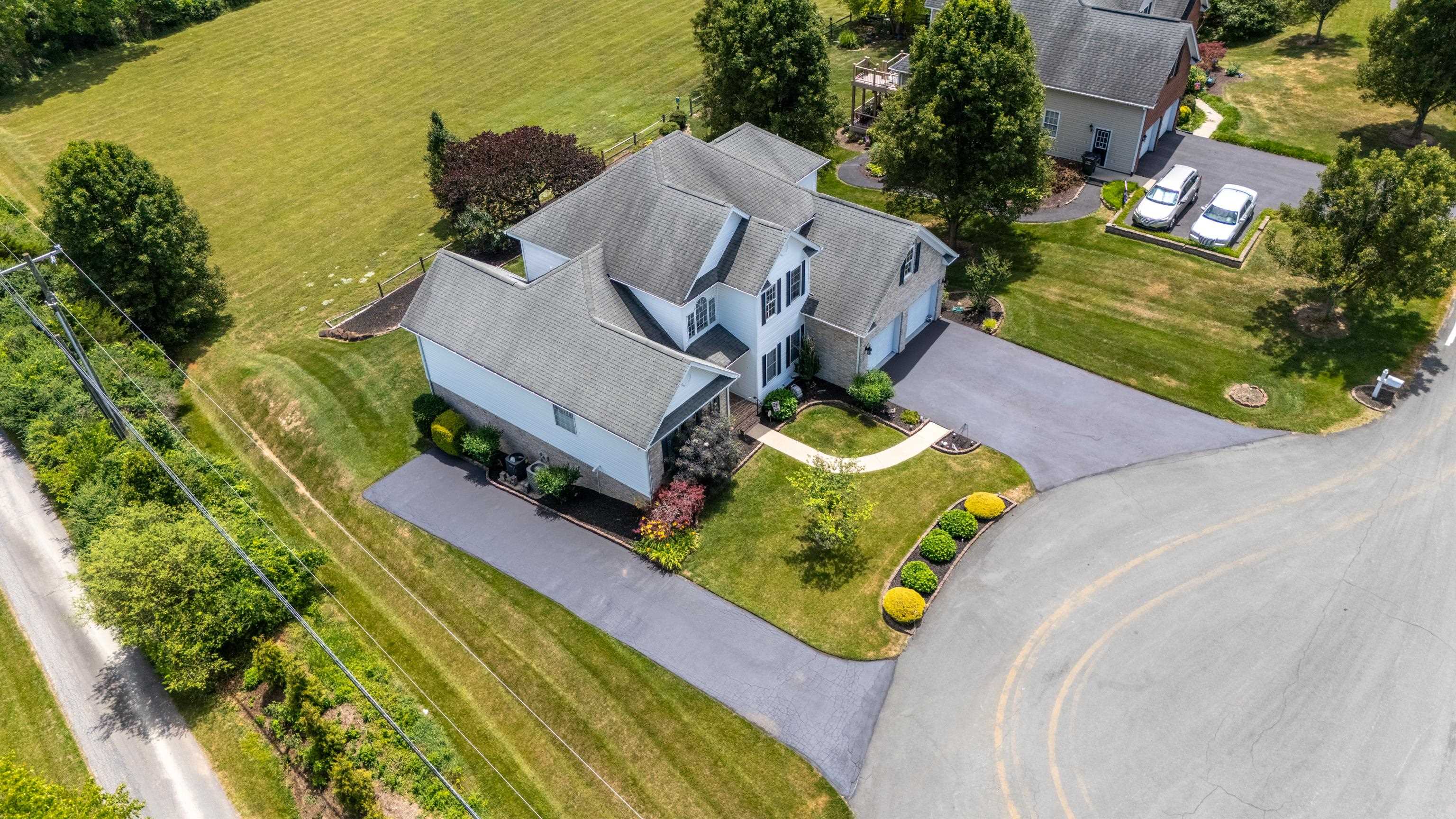 287 KENSINGTON DR, FISHERSVILLE, Virginia 22939, 4 Bedrooms Bedrooms, ,3 BathroomsBathrooms,Residential,SPELLANE,287 KENSINGTON DR,679130 MLS # 679130 287 KENSINGTON DR, FISHERSVILLE, Virginia 22939, 4 Bedrooms Bedrooms, ,3 BathroomsBathrooms,Residential,SPELLANE,287 KENSINGTON DR,679130 MLS # 679130