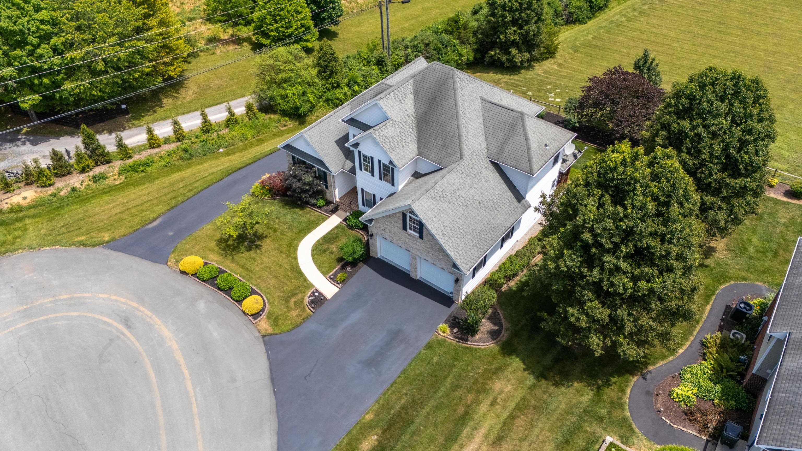 287 KENSINGTON DR, FISHERSVILLE, Virginia 22939, 4 Bedrooms Bedrooms, ,3 BathroomsBathrooms,Residential,SPELLANE,287 KENSINGTON DR,679130 MLS # 679130 287 KENSINGTON DR, FISHERSVILLE, Virginia 22939, 4 Bedrooms Bedrooms, ,3 BathroomsBathrooms,Residential,SPELLANE,287 KENSINGTON DR,679130 MLS # 679130