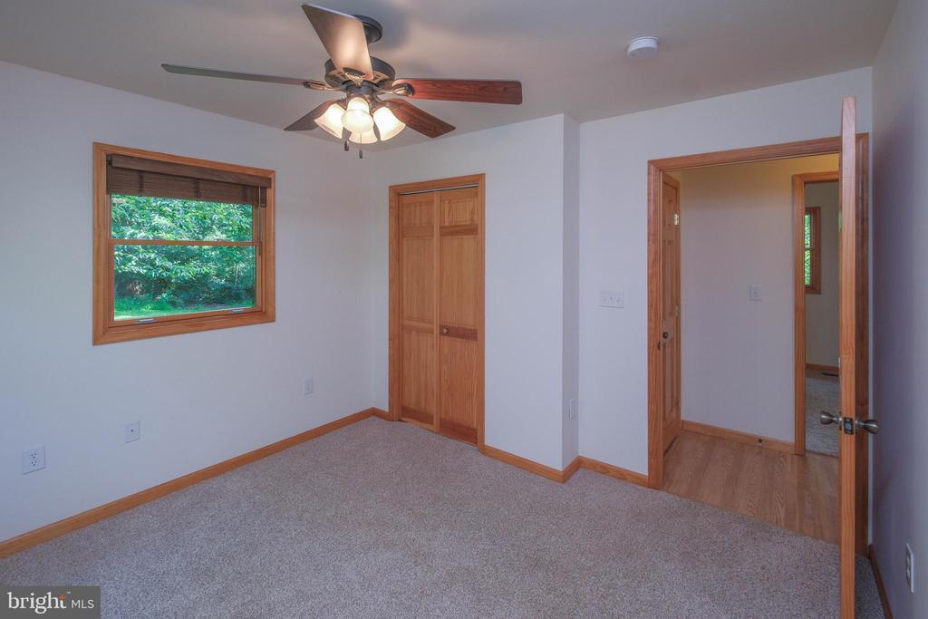 16 HEADWATERS RD, CHESTER GAP, Virginia 22623, 2 Bedrooms Bedrooms, ,2 BathroomsBathrooms,Residential,16 HEADWATERS RD,VARP2002746 MLS # VARP2002746