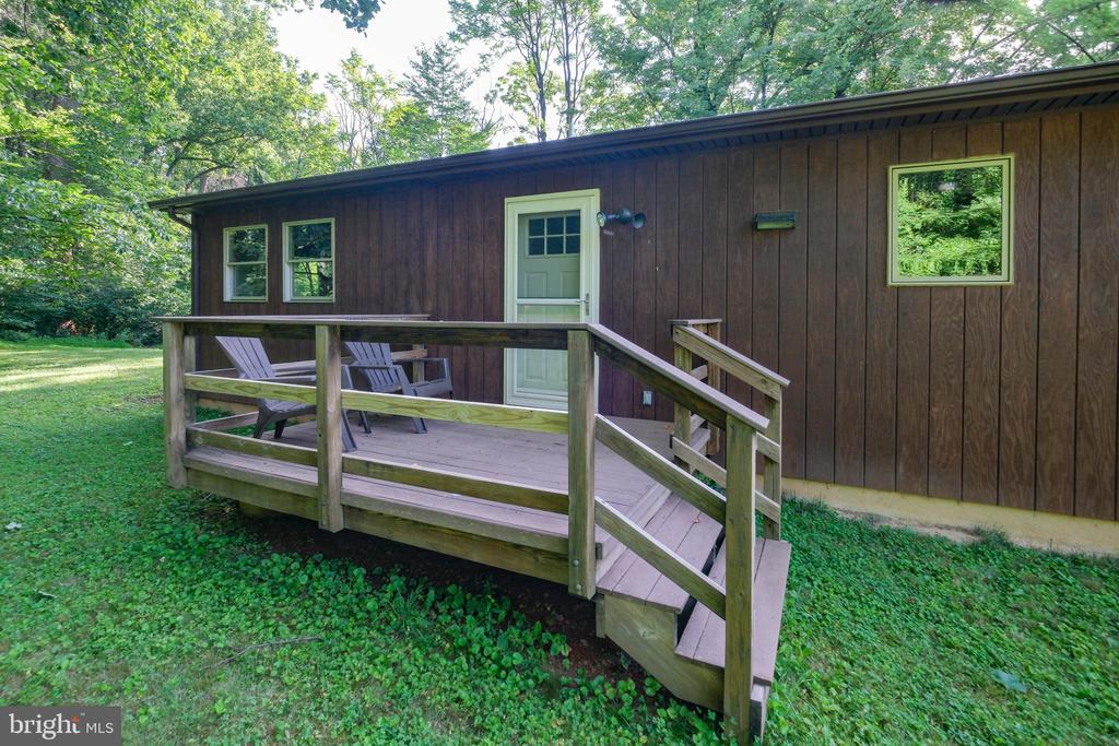 16 HEADWATERS RD, CHESTER GAP, Virginia 22623, 2 Bedrooms Bedrooms, ,2 BathroomsBathrooms,Residential,16 HEADWATERS RD,VARP2002746 MLS # VARP2002746