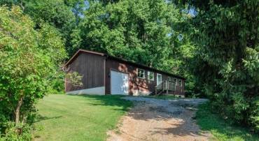 16 HEADWATERS RD, CHESTER GAP, Virginia 22623, 2 Bedrooms Bedrooms, ,2 BathroomsBathrooms,Residential,16 HEADWATERS RD,VARP2002746 MLS # VARP2002746