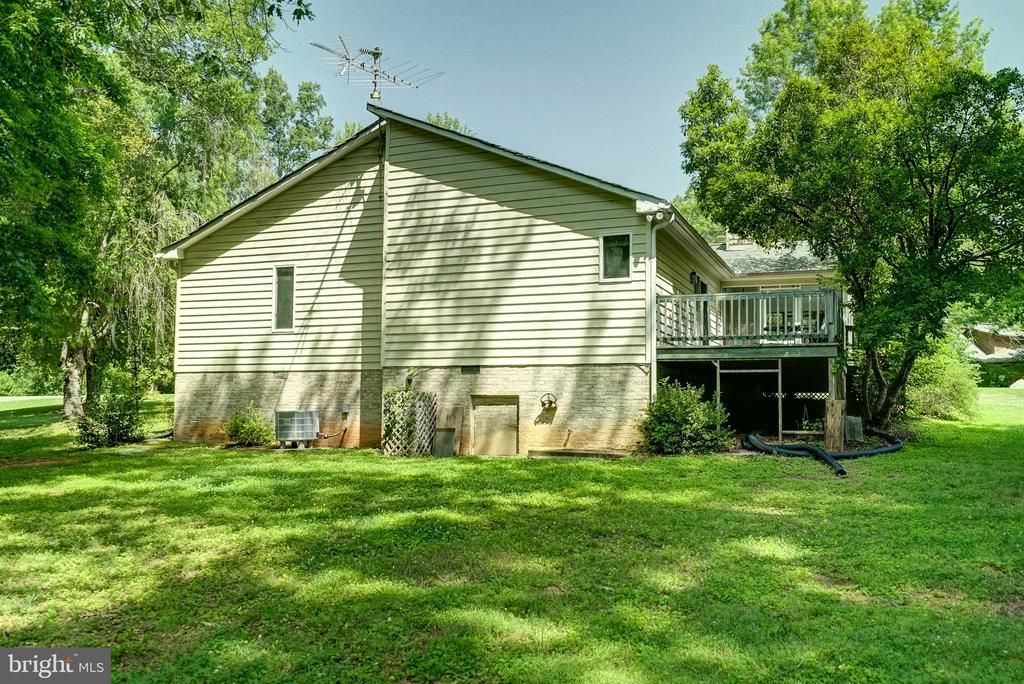 7213 DEERHILL RD, ORANGE, Virginia 22960, 3 Bedrooms Bedrooms, ,2 BathroomsBathrooms,Residential,7213 DEERHILL RD,VASP2043448 MLS # VASP2043448 7213 DEERHILL RD, ORANGE, Virginia 22960, 3 Bedrooms Bedrooms, ,2 BathroomsBathrooms,Residential,7213 DEERHILL RD,VASP2043448 MLS # VASP2043448