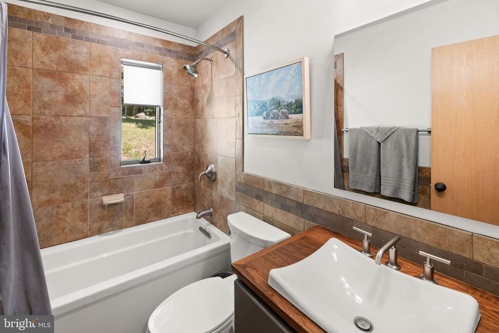 1319 CHAMPE PLAIN, ETLAN, Virginia 22719, 3 Bedrooms Bedrooms, ,2 BathroomsBathrooms,Residential,1319 CHAMPE PLAIN,VAMA2002846 MLS # VAMA2002846 1319 CHAMPE PLAIN, ETLAN, Virginia 22719, 3 Bedrooms Bedrooms, ,2 BathroomsBathrooms,Residential,1319 CHAMPE PLAIN,VAMA2002846 MLS # VAMA2002846