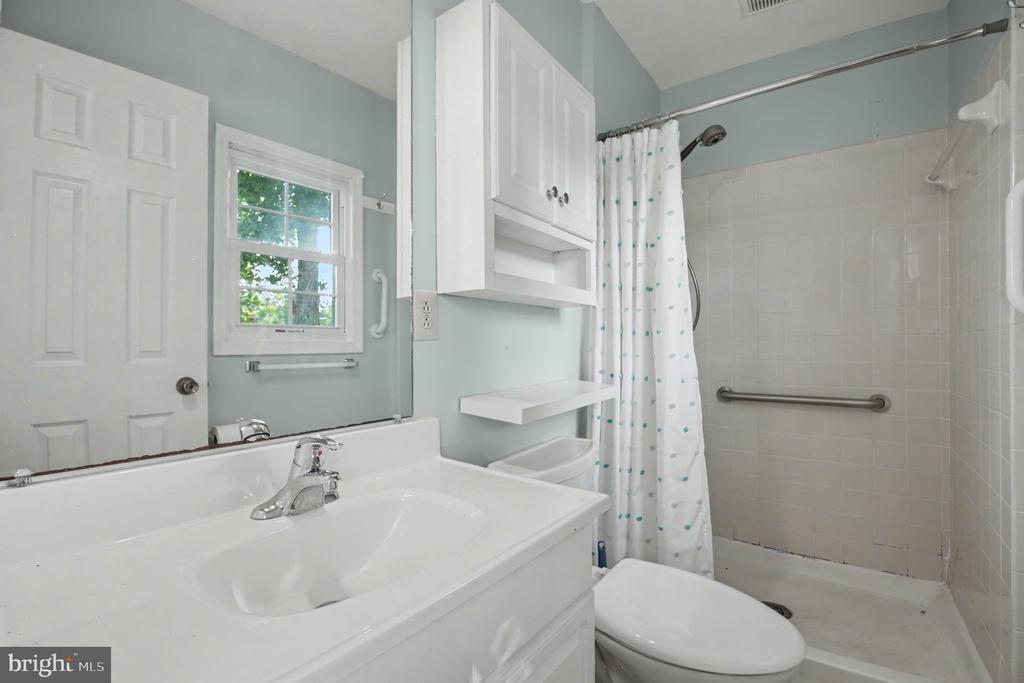 4117 MIDWAY ST, FREDERICKSBURG, Virginia 22408, 3 Bedrooms Bedrooms, ,2 BathroomsBathrooms,Residential,4117 MIDWAY ST,VASP2043470 MLS # VASP2043470 4117 MIDWAY ST, FREDERICKSBURG, Virginia 22408, 3 Bedrooms Bedrooms, ,2 BathroomsBathrooms,Residential,4117 MIDWAY ST,VASP2043470 MLS # VASP2043470