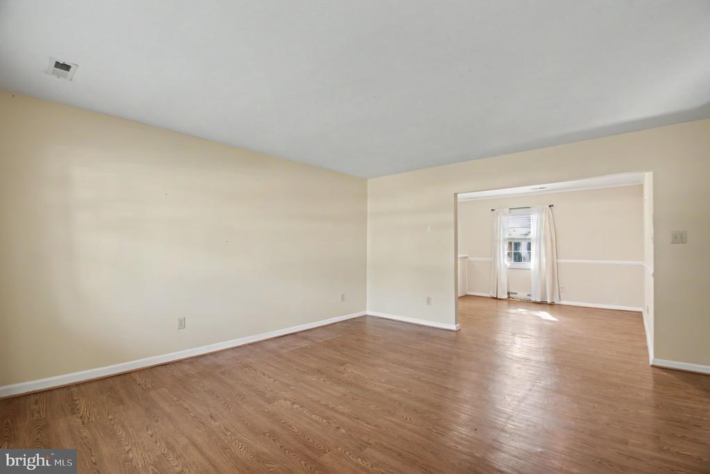 4117 MIDWAY ST, FREDERICKSBURG, Virginia 22408, 3 Bedrooms Bedrooms, ,2 BathroomsBathrooms,Residential,4117 MIDWAY ST,VASP2043470 MLS # VASP2043470 4117 MIDWAY ST, FREDERICKSBURG, Virginia 22408, 3 Bedrooms Bedrooms, ,2 BathroomsBathrooms,Residential,4117 MIDWAY ST,VASP2043470 MLS # VASP2043470