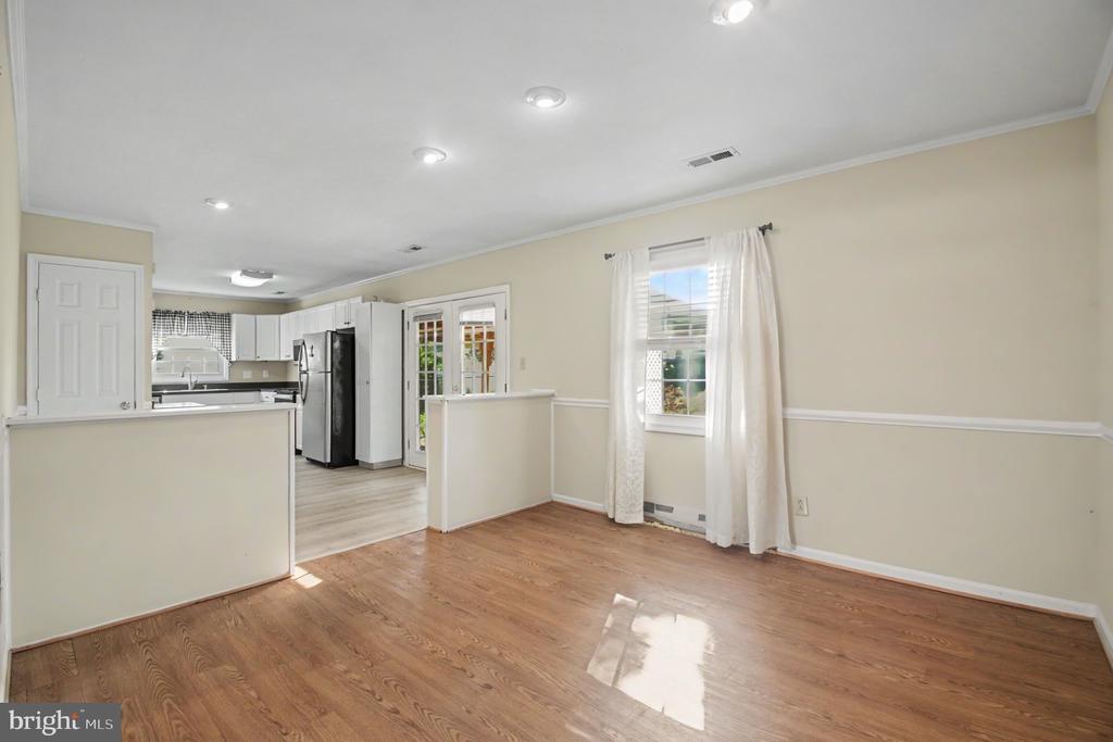 4117 MIDWAY ST, FREDERICKSBURG, Virginia 22408, 3 Bedrooms Bedrooms, ,2 BathroomsBathrooms,Residential,4117 MIDWAY ST,VASP2043470 MLS # VASP2043470 4117 MIDWAY ST, FREDERICKSBURG, Virginia 22408, 3 Bedrooms Bedrooms, ,2 BathroomsBathrooms,Residential,4117 MIDWAY ST,VASP2043470 MLS # VASP2043470