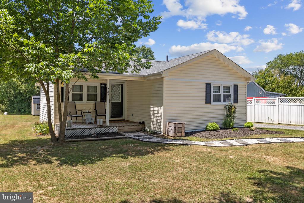 507 S MAIN ST, GORDONSVILLE, Virginia 22942, 2 Bedrooms Bedrooms, ,1 BathroomBathrooms,Residential,507 S MAIN ST,VAOR2014528 MLS # VAOR2014528 507 S MAIN ST, GORDONSVILLE, Virginia 22942, 2 Bedrooms Bedrooms, ,1 BathroomBathrooms,Residential,507 S MAIN ST,VAOR2014528 MLS # VAOR2014528