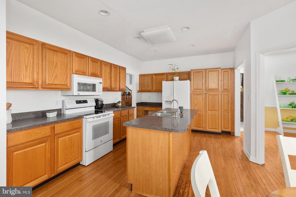 11400 WEXWOOD CT, FREDERICKSBURG, Virginia 22407, 3 Bedrooms Bedrooms, ,2 BathroomsBathrooms,Residential,11400 WEXWOOD CT,VASP2043486 MLS # VASP2043486 11400 WEXWOOD CT, FREDERICKSBURG, Virginia 22407, 3 Bedrooms Bedrooms, ,2 BathroomsBathrooms,Residential,11400 WEXWOOD CT,VASP2043486 MLS # VASP2043486
