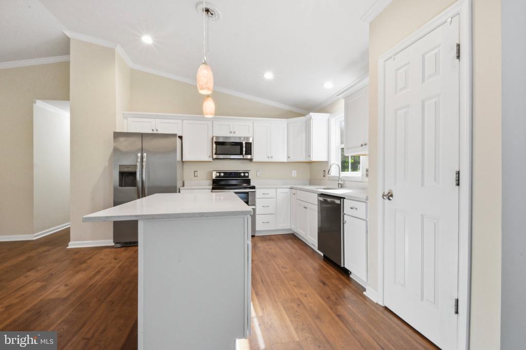 7401 STUBBS BRIDGE RD, SPOTSYLVANIA, Virginia 22551, 3 Bedrooms Bedrooms, ,3 BathroomsBathrooms,Residential,7401 STUBBS BRIDGE RD,VASP2043424 MLS # VASP2043424