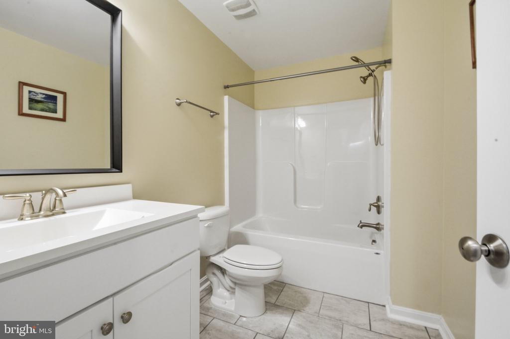 7401 STUBBS BRIDGE RD, SPOTSYLVANIA, Virginia 22551, 3 Bedrooms Bedrooms, ,3 BathroomsBathrooms,Residential,7401 STUBBS BRIDGE RD,VASP2043424 MLS # VASP2043424