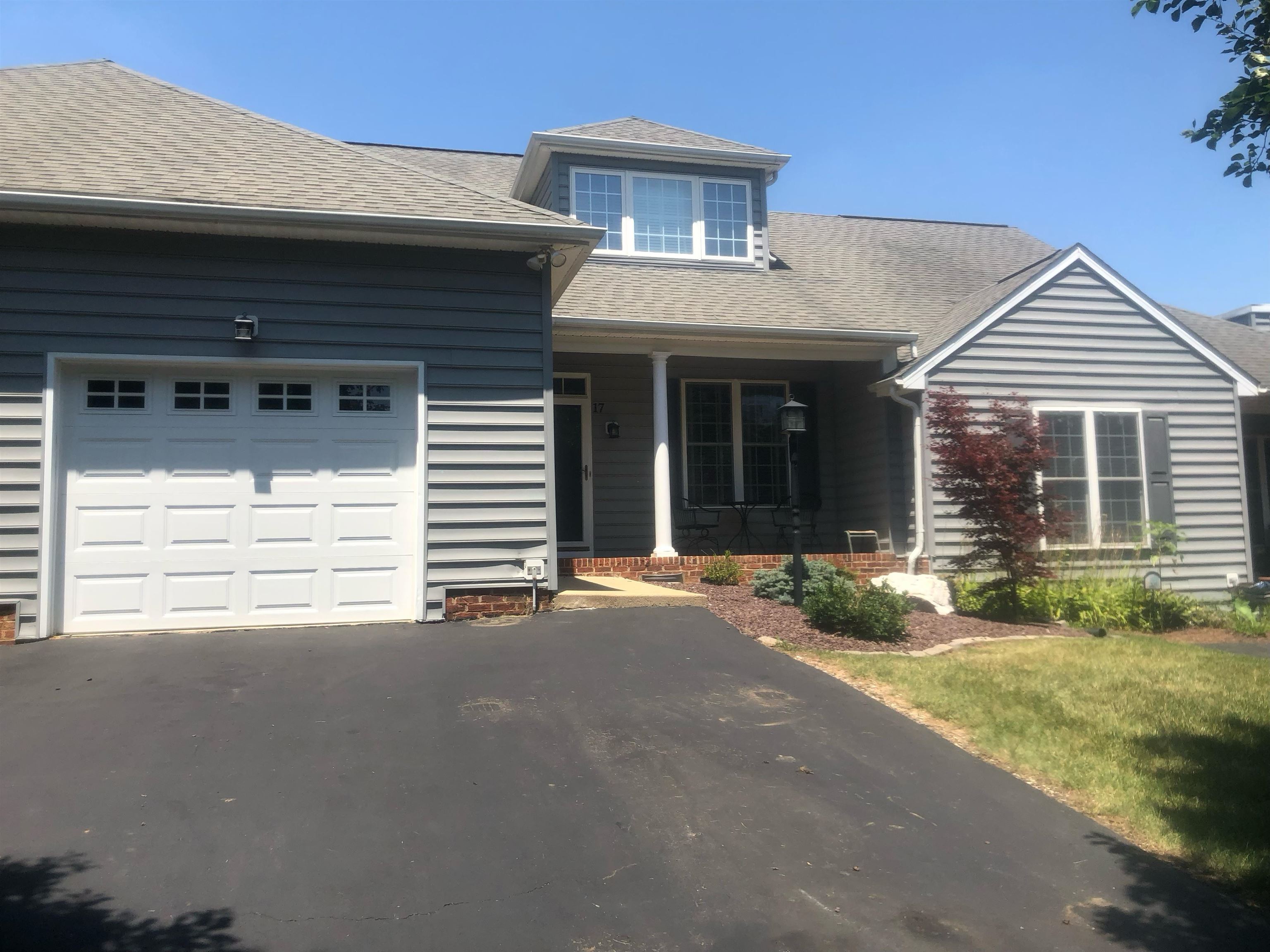 17 VISTA VIEW LN, STAUNTON, Virginia 24401, 3 Bedrooms Bedrooms, ,2 BathroomsBathrooms,Residential,17 VISTA VIEW LN,679138 MLS # 679138