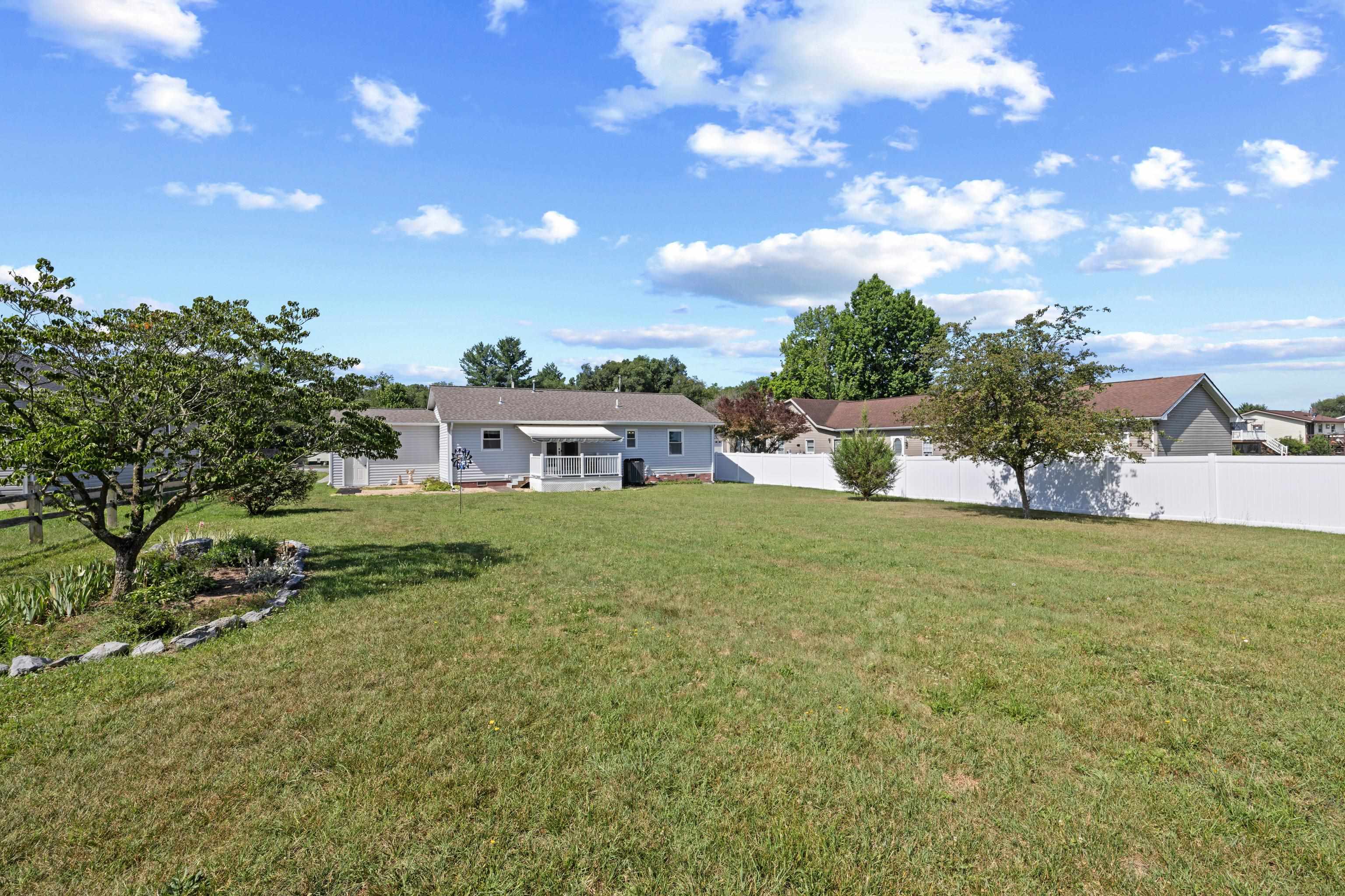 124 HODGE ST, STUARTS DRAFT, Virginia 24477, 3 Bedrooms Bedrooms, ,2 BathroomsBathrooms,Residential,124 HODGE ST,679140 MLS # 679140 124 HODGE ST, STUARTS DRAFT, Virginia 24477, 3 Bedrooms Bedrooms, ,2 BathroomsBathrooms,Residential,124 HODGE ST,679140 MLS # 679140