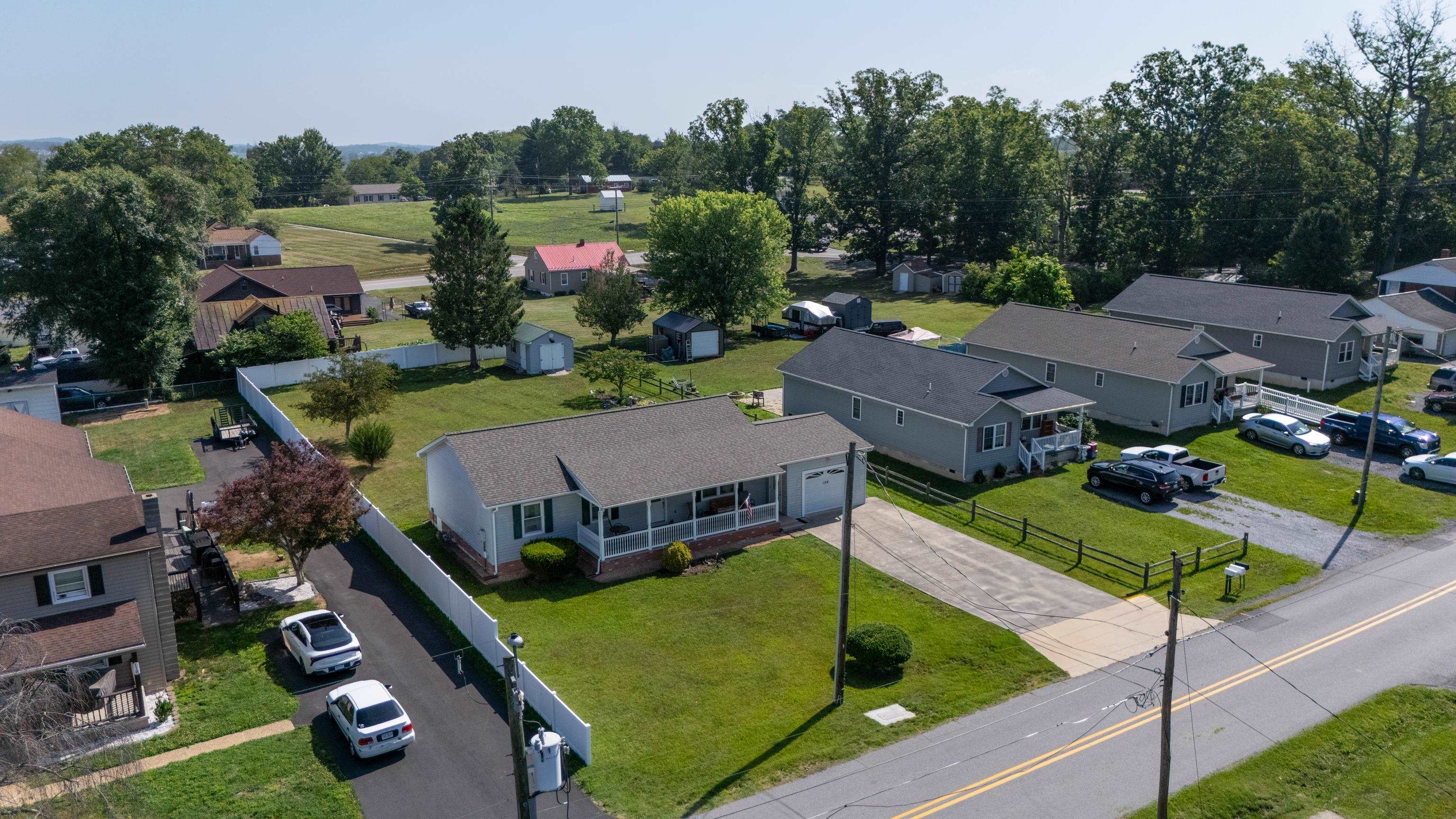 124 HODGE ST, STUARTS DRAFT, Virginia 24477, 3 Bedrooms Bedrooms, ,2 BathroomsBathrooms,Residential,124 HODGE ST,679140 MLS # 679140 124 HODGE ST, STUARTS DRAFT, Virginia 24477, 3 Bedrooms Bedrooms, ,2 BathroomsBathrooms,Residential,124 HODGE ST,679140 MLS # 679140