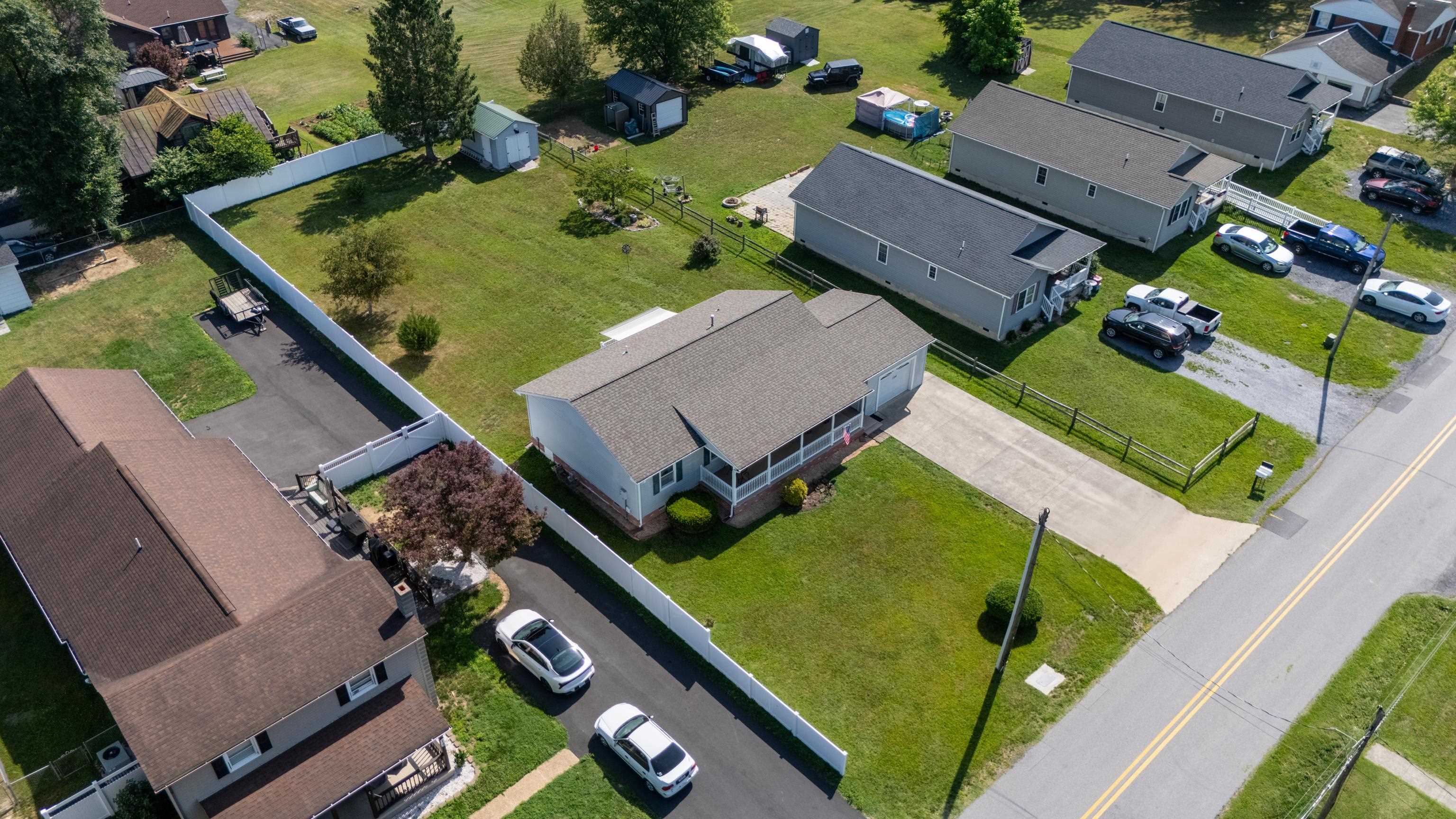 124 HODGE ST, STUARTS DRAFT, Virginia 24477, 3 Bedrooms Bedrooms, ,2 BathroomsBathrooms,Residential,124 HODGE ST,679140 MLS # 679140 124 HODGE ST, STUARTS DRAFT, Virginia 24477, 3 Bedrooms Bedrooms, ,2 BathroomsBathrooms,Residential,124 HODGE ST,679140 MLS # 679140