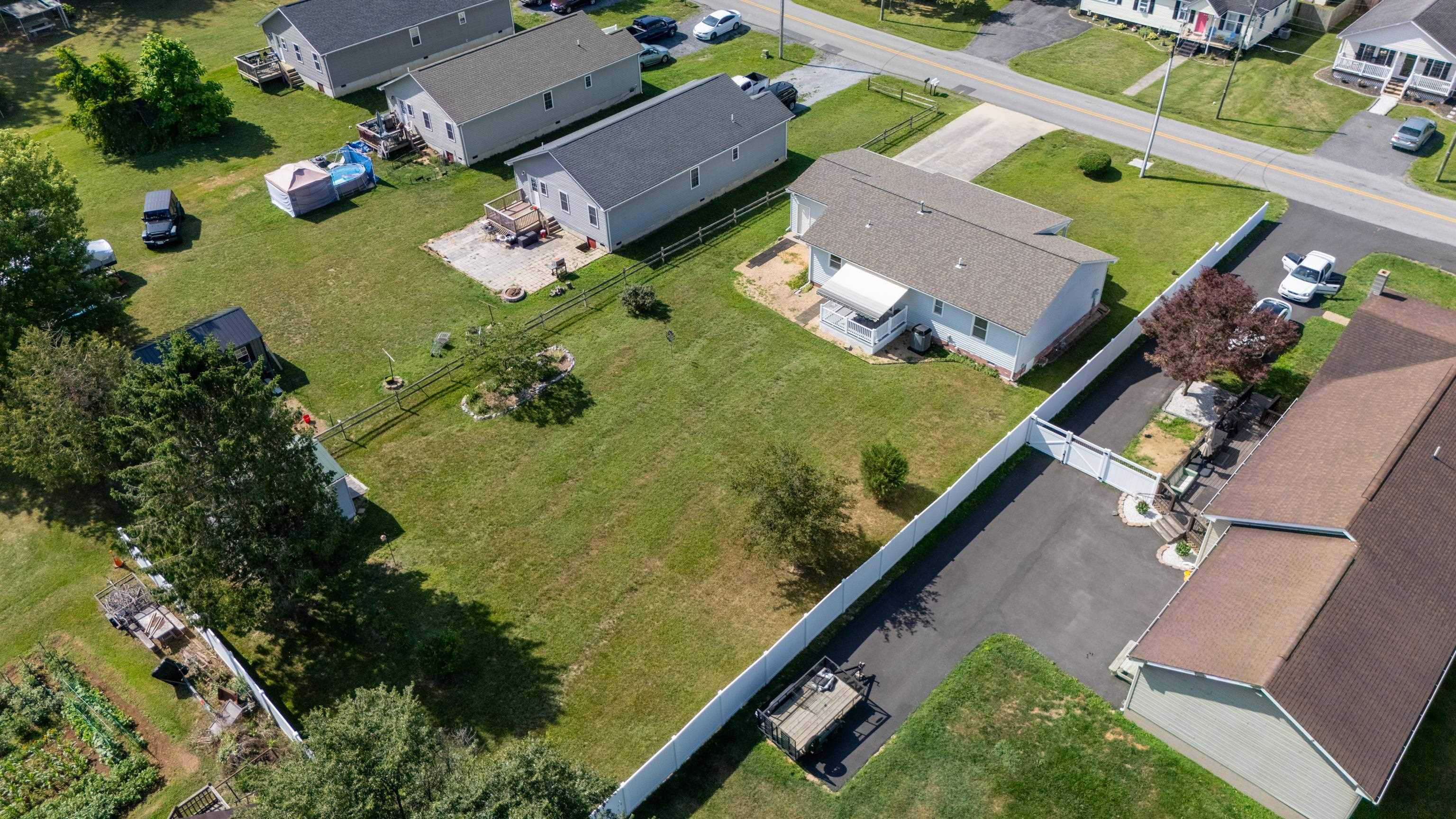 124 HODGE ST, STUARTS DRAFT, Virginia 24477, 3 Bedrooms Bedrooms, ,2 BathroomsBathrooms,Residential,124 HODGE ST,679140 MLS # 679140 124 HODGE ST, STUARTS DRAFT, Virginia 24477, 3 Bedrooms Bedrooms, ,2 BathroomsBathrooms,Residential,124 HODGE ST,679140 MLS # 679140