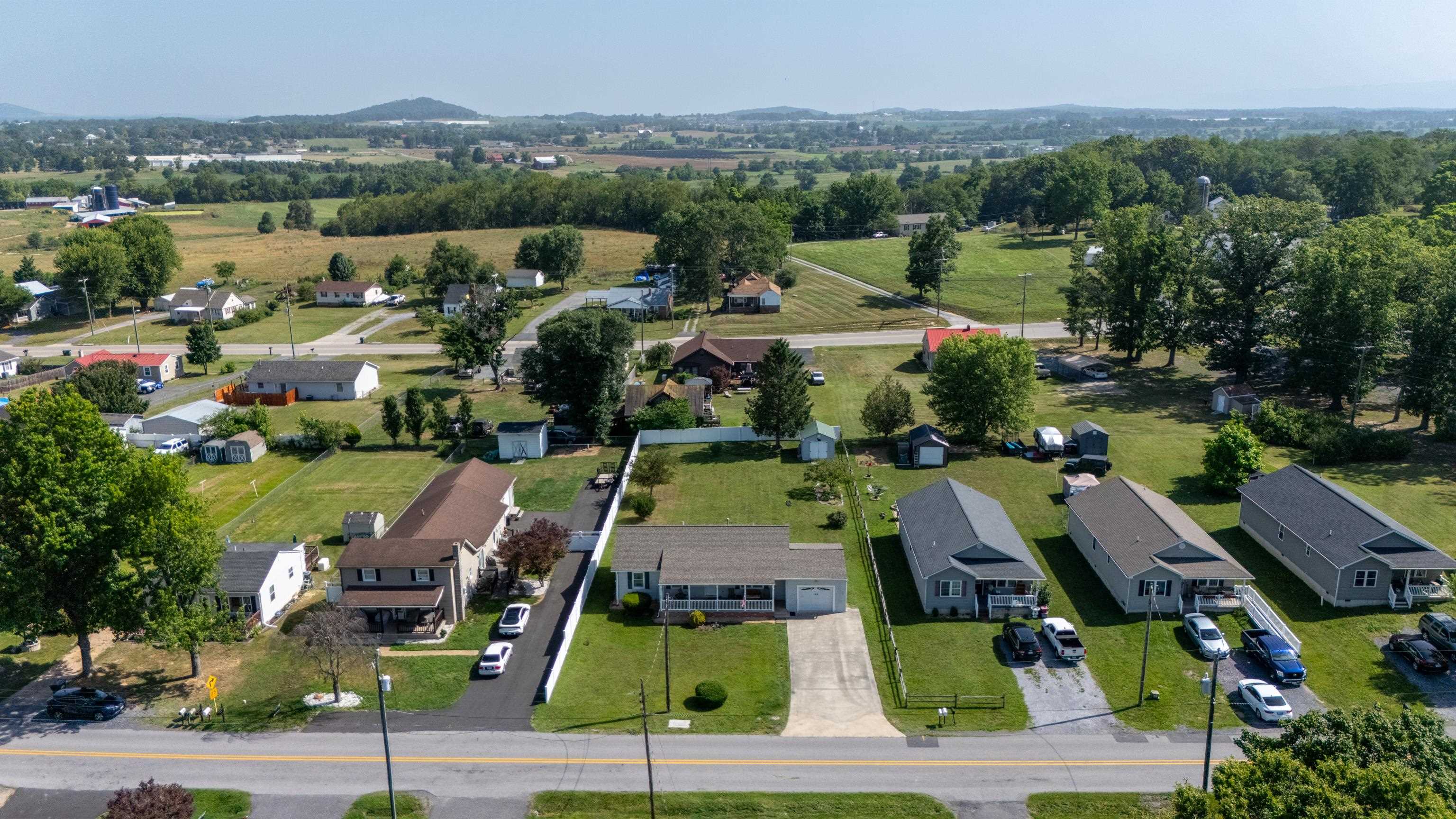 124 HODGE ST, STUARTS DRAFT, Virginia 24477, 3 Bedrooms Bedrooms, ,2 BathroomsBathrooms,Residential,124 HODGE ST,679140 MLS # 679140 124 HODGE ST, STUARTS DRAFT, Virginia 24477, 3 Bedrooms Bedrooms, ,2 BathroomsBathrooms,Residential,124 HODGE ST,679140 MLS # 679140