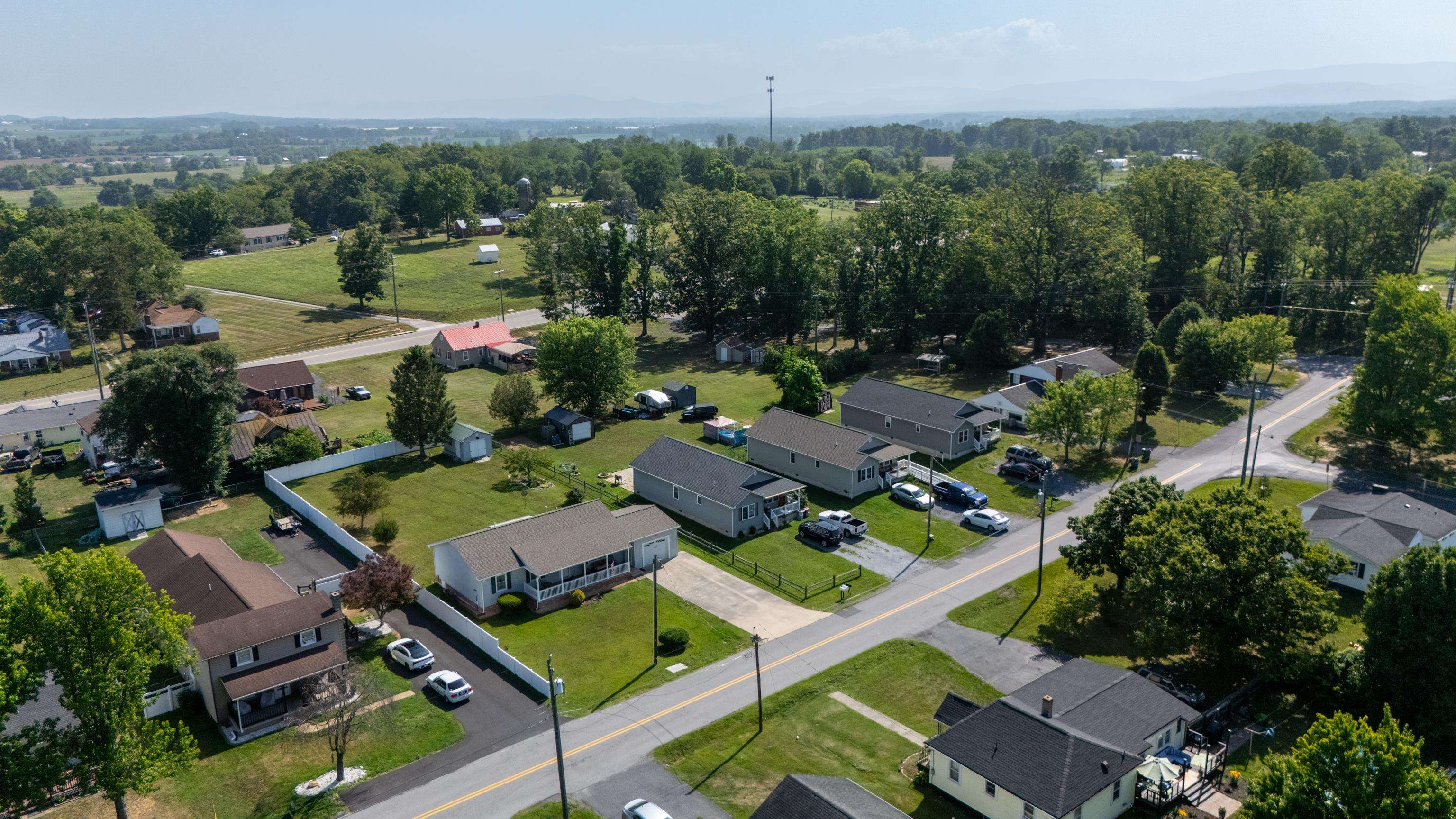 124 HODGE ST, STUARTS DRAFT, Virginia 24477, 3 Bedrooms Bedrooms, ,2 BathroomsBathrooms,Residential,124 HODGE ST,679140 MLS # 679140 124 HODGE ST, STUARTS DRAFT, Virginia 24477, 3 Bedrooms Bedrooms, ,2 BathroomsBathrooms,Residential,124 HODGE ST,679140 MLS # 679140