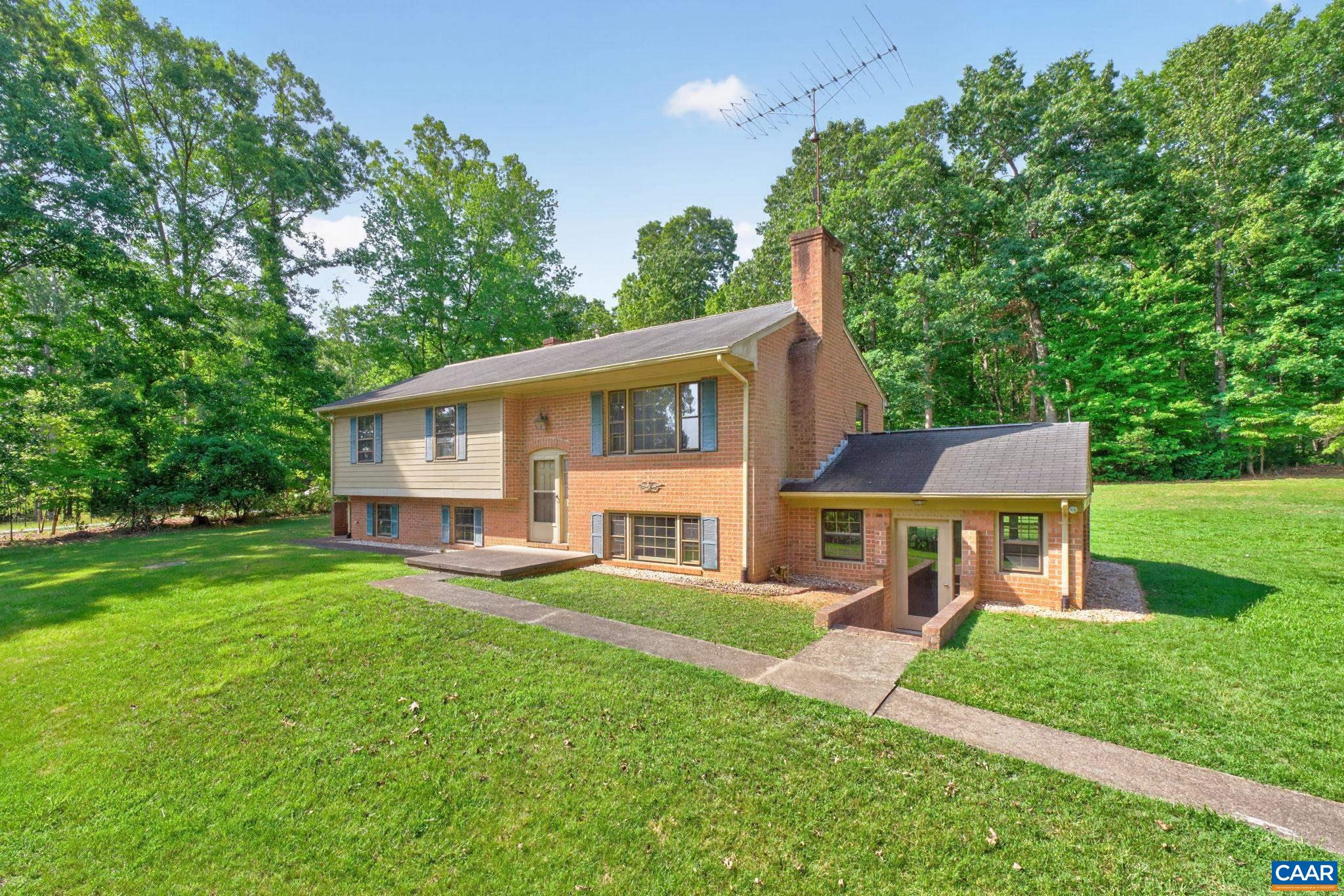 5881 THOMAS JEFFERSON PKWY, PALMYRA, Virginia 22963, 3 Bedrooms Bedrooms, ,3 BathroomsBathrooms,Residential,5881 THOMAS JEFFERSON PKWY,679142 MLS # 679142