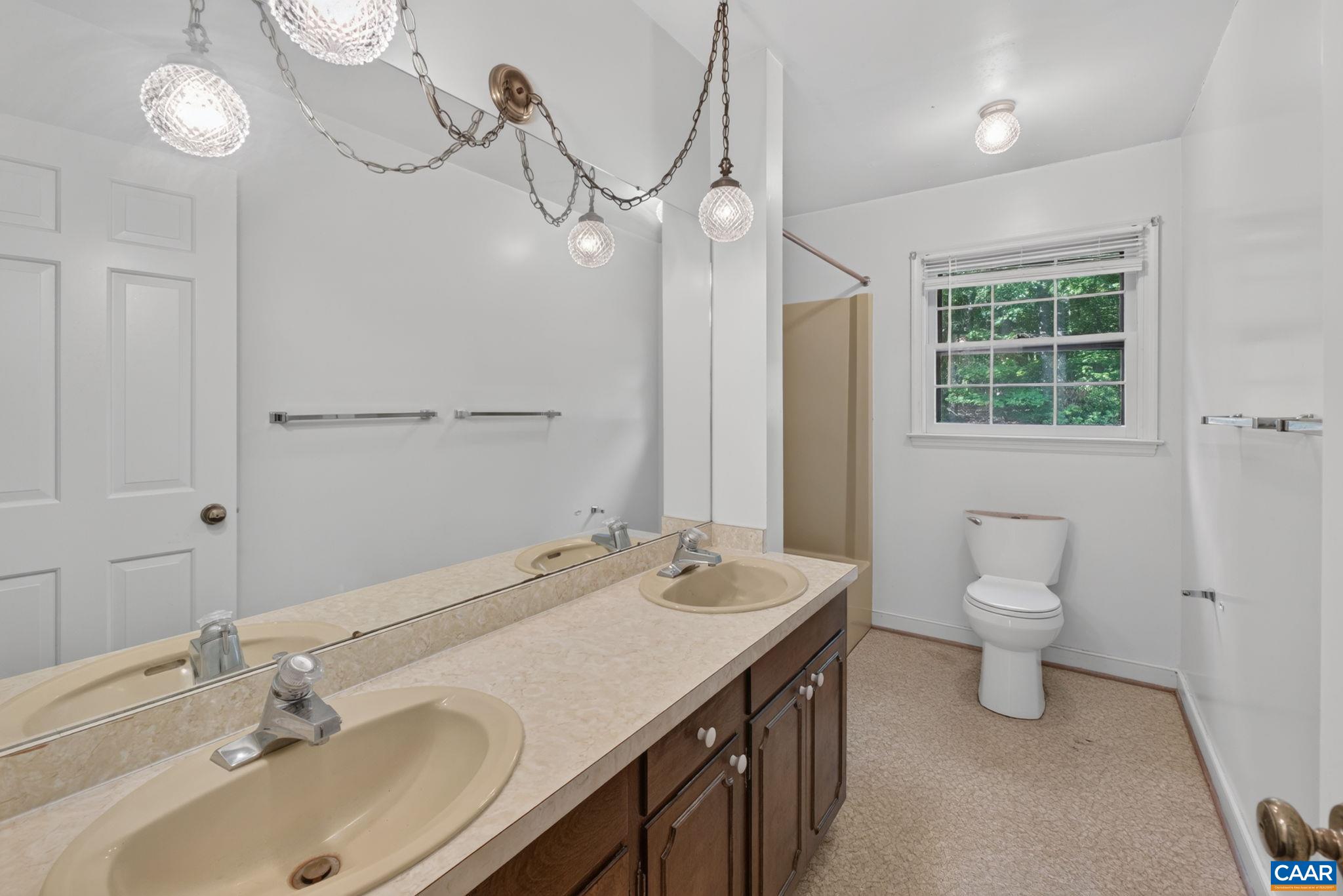 5881 THOMAS JEFFERSON PKWY, PALMYRA, Virginia 22963, 3 Bedrooms Bedrooms, ,3 BathroomsBathrooms,Residential,5881 THOMAS JEFFERSON PKWY,679142 MLS # 679142