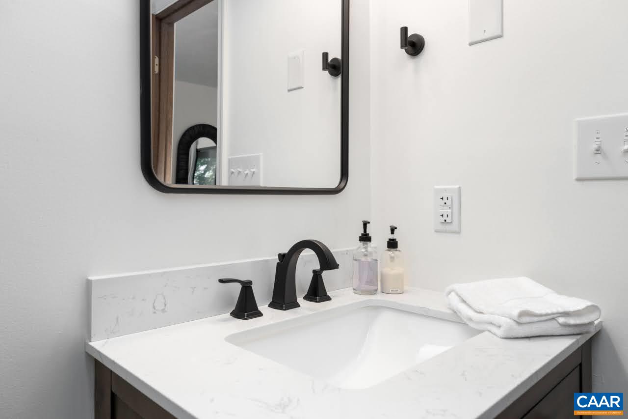 93 VALLEY VIEW LN, WINTERGREEN RESORT, Virginia 22967, 4 Bedrooms Bedrooms, ,3 BathroomsBathrooms,Residential,93 VALLEY VIEW LN,679146 MLS # 679146 93 VALLEY VIEW LN, WINTERGREEN RESORT, Virginia 22967, 4 Bedrooms Bedrooms, ,3 BathroomsBathrooms,Residential,93 VALLEY VIEW LN,679146 MLS # 679146