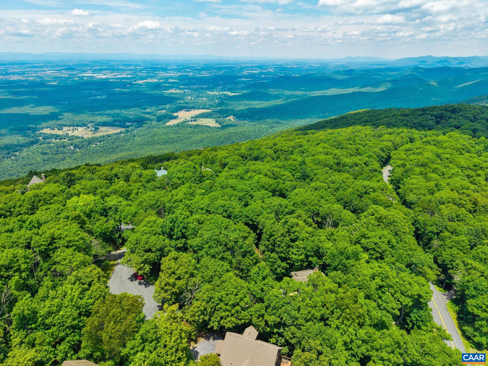 93 VALLEY VIEW LN, WINTERGREEN RESORT, Virginia 22967, 4 Bedrooms Bedrooms, ,3 BathroomsBathrooms,Residential,93 VALLEY VIEW LN,679146 MLS # 679146 93 VALLEY VIEW LN, WINTERGREEN RESORT, Virginia 22967, 4 Bedrooms Bedrooms, ,3 BathroomsBathrooms,Residential,93 VALLEY VIEW LN,679146 MLS # 679146