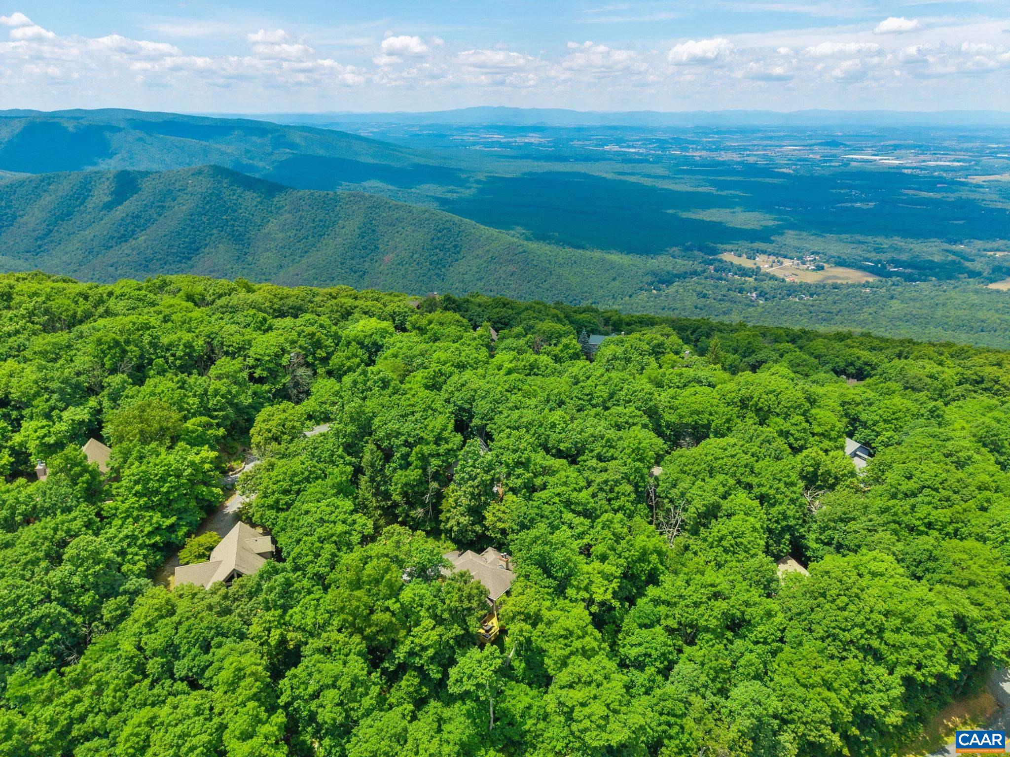93 VALLEY VIEW LN, WINTERGREEN RESORT, Virginia 22967, 4 Bedrooms Bedrooms, ,3 BathroomsBathrooms,Residential,93 VALLEY VIEW LN,679146 MLS # 679146 93 VALLEY VIEW LN, WINTERGREEN RESORT, Virginia 22967, 4 Bedrooms Bedrooms, ,3 BathroomsBathrooms,Residential,93 VALLEY VIEW LN,679146 MLS # 679146