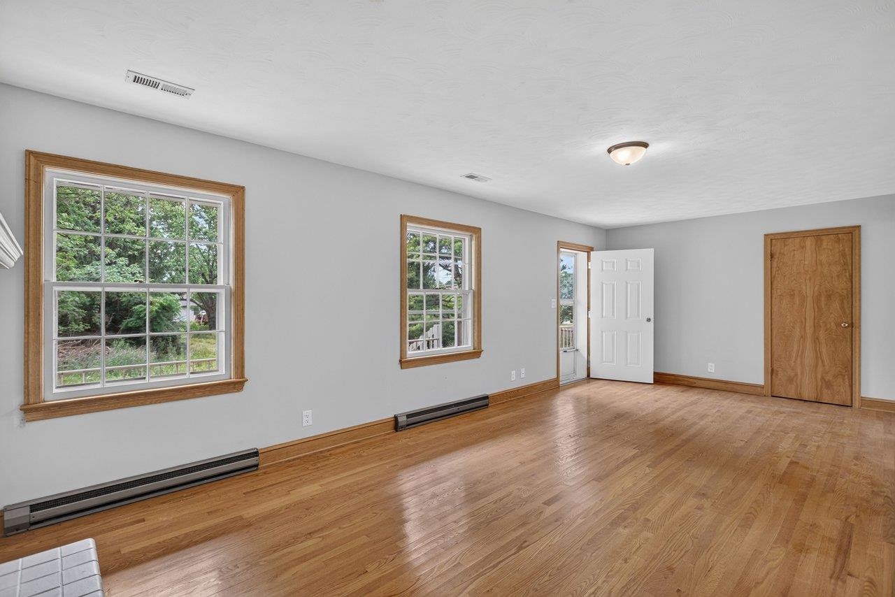 937 WREN WAY, HARRISONBURG, Virginia 22801, 5 Bedrooms Bedrooms, ,2 BathroomsBathrooms,Residential,937 WREN WAY,679151 MLS # 679151 937 WREN WAY, HARRISONBURG, Virginia 22801, 5 Bedrooms Bedrooms, ,2 BathroomsBathrooms,Residential,937 WREN WAY,679151 MLS # 679151
