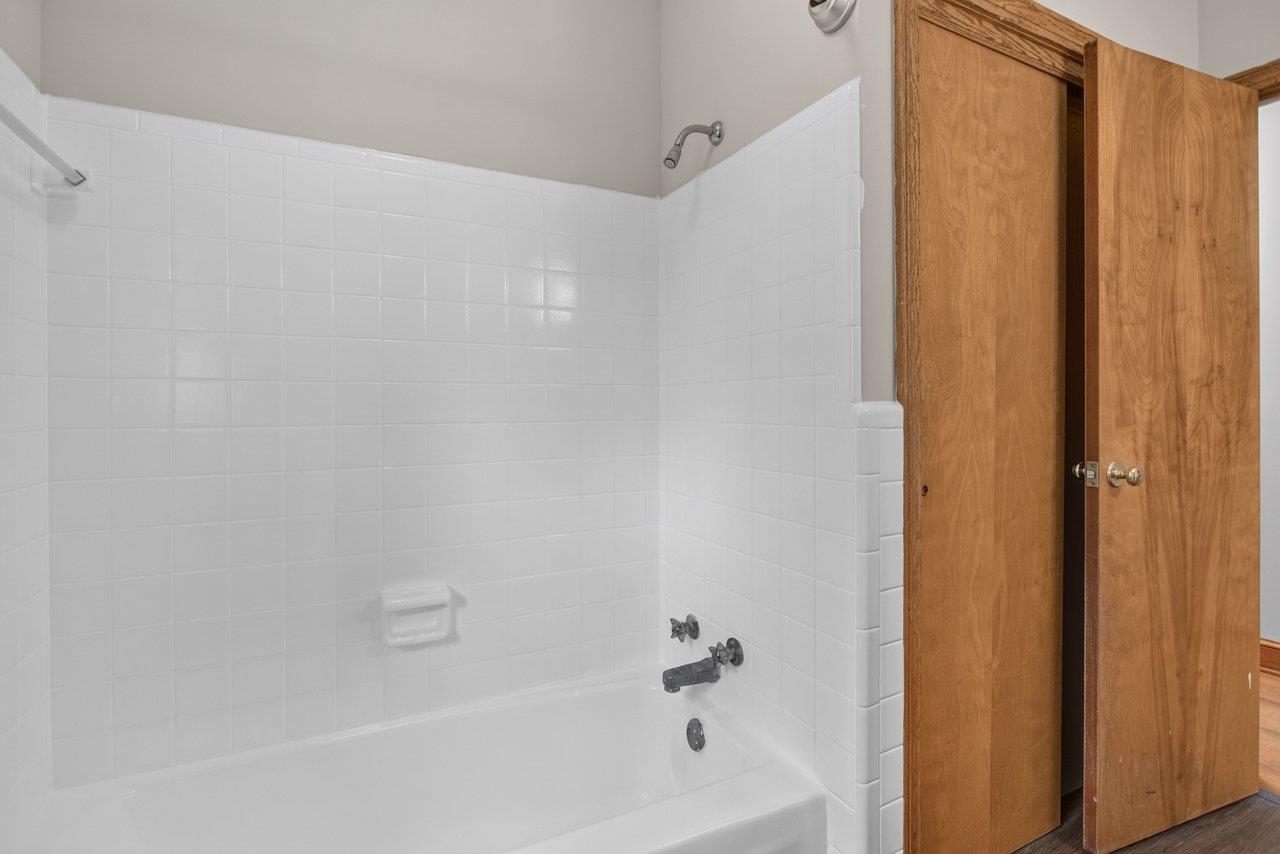 937 WREN WAY, HARRISONBURG, Virginia 22801, 5 Bedrooms Bedrooms, ,2 BathroomsBathrooms,Residential,937 WREN WAY,679151 MLS # 679151 937 WREN WAY, HARRISONBURG, Virginia 22801, 5 Bedrooms Bedrooms, ,2 BathroomsBathrooms,Residential,937 WREN WAY,679151 MLS # 679151