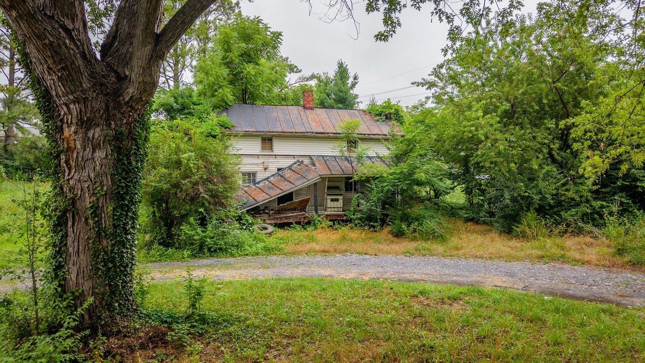 937 WREN WAY, HARRISONBURG, Virginia 22801, 5 Bedrooms Bedrooms, ,2 BathroomsBathrooms,Residential,937 WREN WAY,679151 MLS # 679151 937 WREN WAY, HARRISONBURG, Virginia 22801, 5 Bedrooms Bedrooms, ,2 BathroomsBathrooms,Residential,937 WREN WAY,679151 MLS # 679151