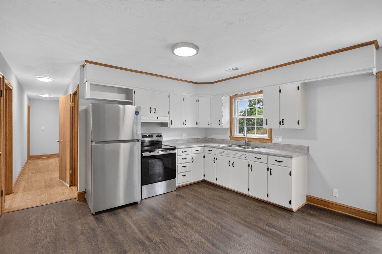 937 WREN WAY, HARRISONBURG, Virginia 22801, 5 Bedrooms Bedrooms, ,2 BathroomsBathrooms,Residential,937 WREN WAY,679151 MLS # 679151 937 WREN WAY, HARRISONBURG, Virginia 22801, 5 Bedrooms Bedrooms, ,2 BathroomsBathrooms,Residential,937 WREN WAY,679151 MLS # 679151