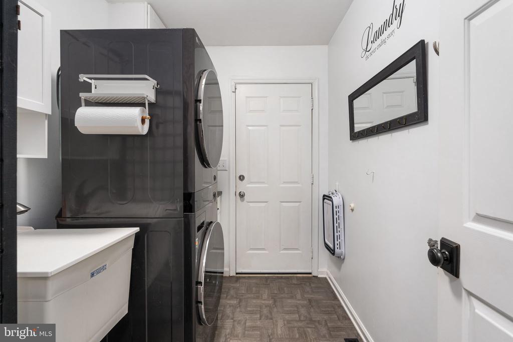 319 BIRCHSIDE CIR E, LOCUST GROVE, Virginia 22508, 3 Bedrooms Bedrooms, ,2 BathroomsBathrooms,Residential,LAKE OF THE WOODS,319 BIRCHSIDE CIR E,VAOR2014572 MLS # VAOR2014572 319 BIRCHSIDE CIR E, LOCUST GROVE, Virginia 22508, 3 Bedrooms Bedrooms, ,2 BathroomsBathrooms,Residential,LAKE OF THE WOODS,319 BIRCHSIDE CIR E,VAOR2014572 MLS # VAOR2014572