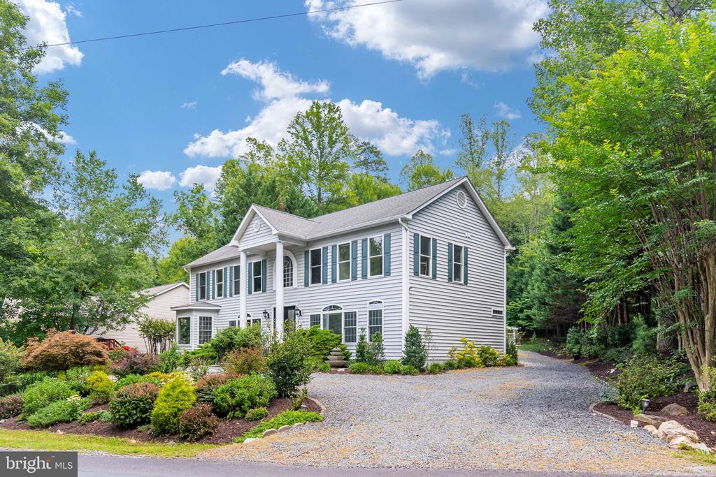 143 EDGEMONT CIR, LOCUST GROVE, Virginia 22508, 6 Bedrooms Bedrooms, ,4 BathroomsBathrooms,Residential,143 EDGEMONT CIR,VAOR2014662 MLS # VAOR2014662 143 EDGEMONT CIR, LOCUST GROVE, Virginia 22508, 6 Bedrooms Bedrooms, ,4 BathroomsBathrooms,Residential,143 EDGEMONT CIR,VAOR2014662 MLS # VAOR2014662