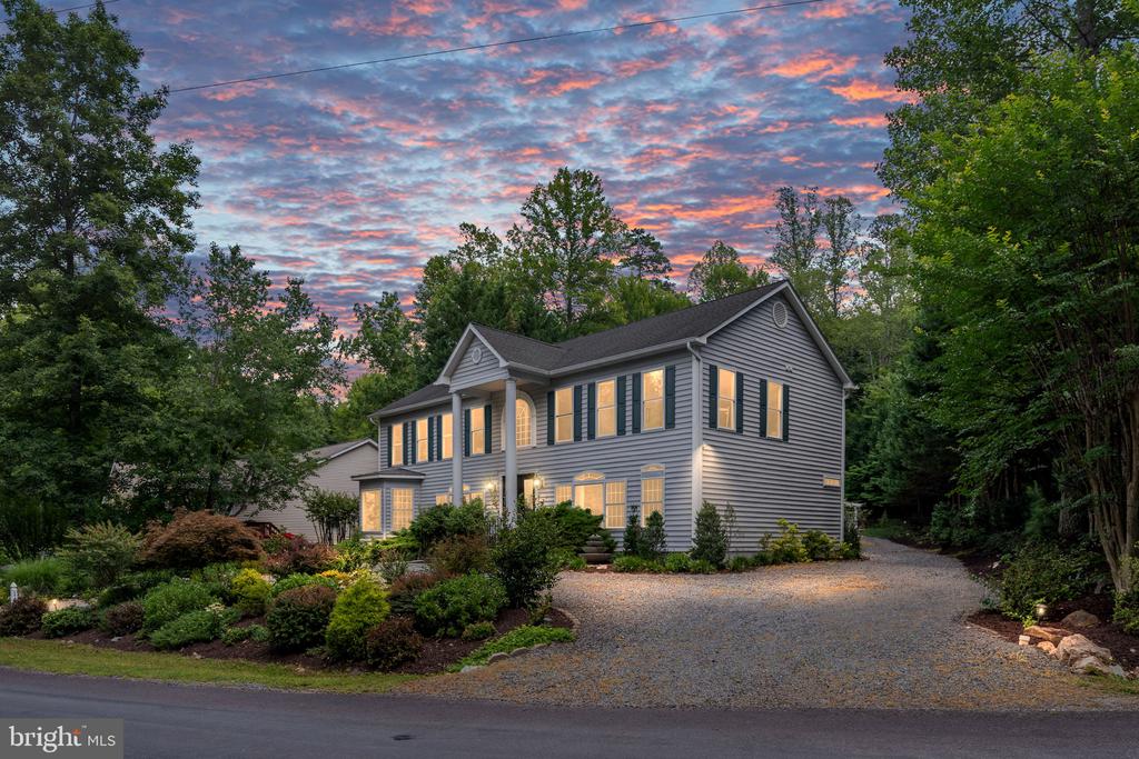 143 EDGEMONT CIR, LOCUST GROVE, Virginia 22508, 6 Bedrooms Bedrooms, ,4 BathroomsBathrooms,Residential,143 EDGEMONT CIR,VAOR2014662 MLS # VAOR2014662 143 EDGEMONT CIR, LOCUST GROVE, Virginia 22508, 6 Bedrooms Bedrooms, ,4 BathroomsBathrooms,Residential,143 EDGEMONT CIR,VAOR2014662 MLS # VAOR2014662