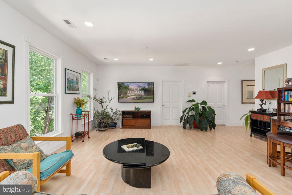 143 EDGEMONT CIR, LOCUST GROVE, Virginia 22508, 6 Bedrooms Bedrooms, ,4 BathroomsBathrooms,Residential,143 EDGEMONT CIR,VAOR2014662 MLS # VAOR2014662 143 EDGEMONT CIR, LOCUST GROVE, Virginia 22508, 6 Bedrooms Bedrooms, ,4 BathroomsBathrooms,Residential,143 EDGEMONT CIR,VAOR2014662 MLS # VAOR2014662